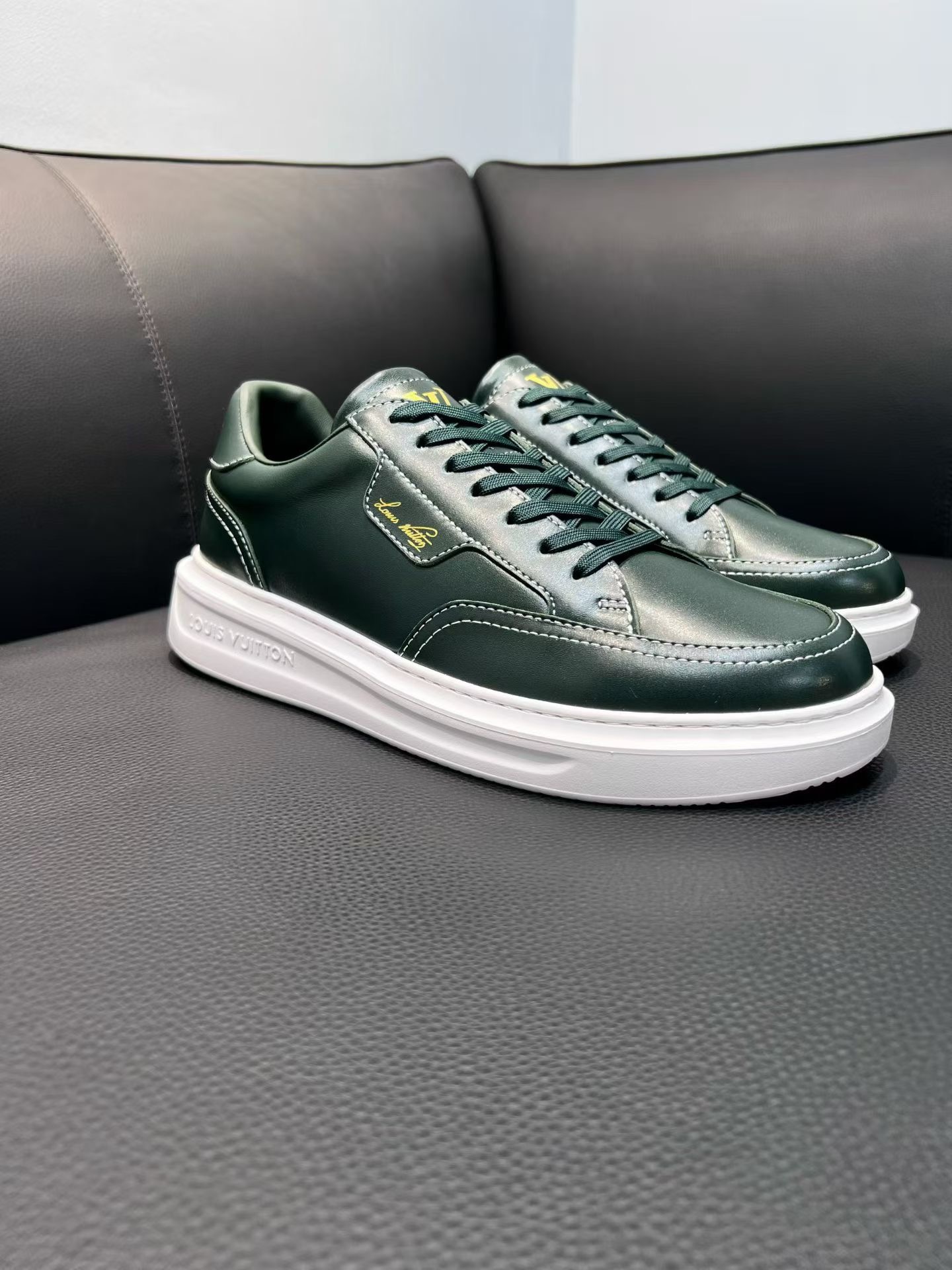 루이비통 신발 129492 Louis Vuitton Shoes 썸네일 이미지