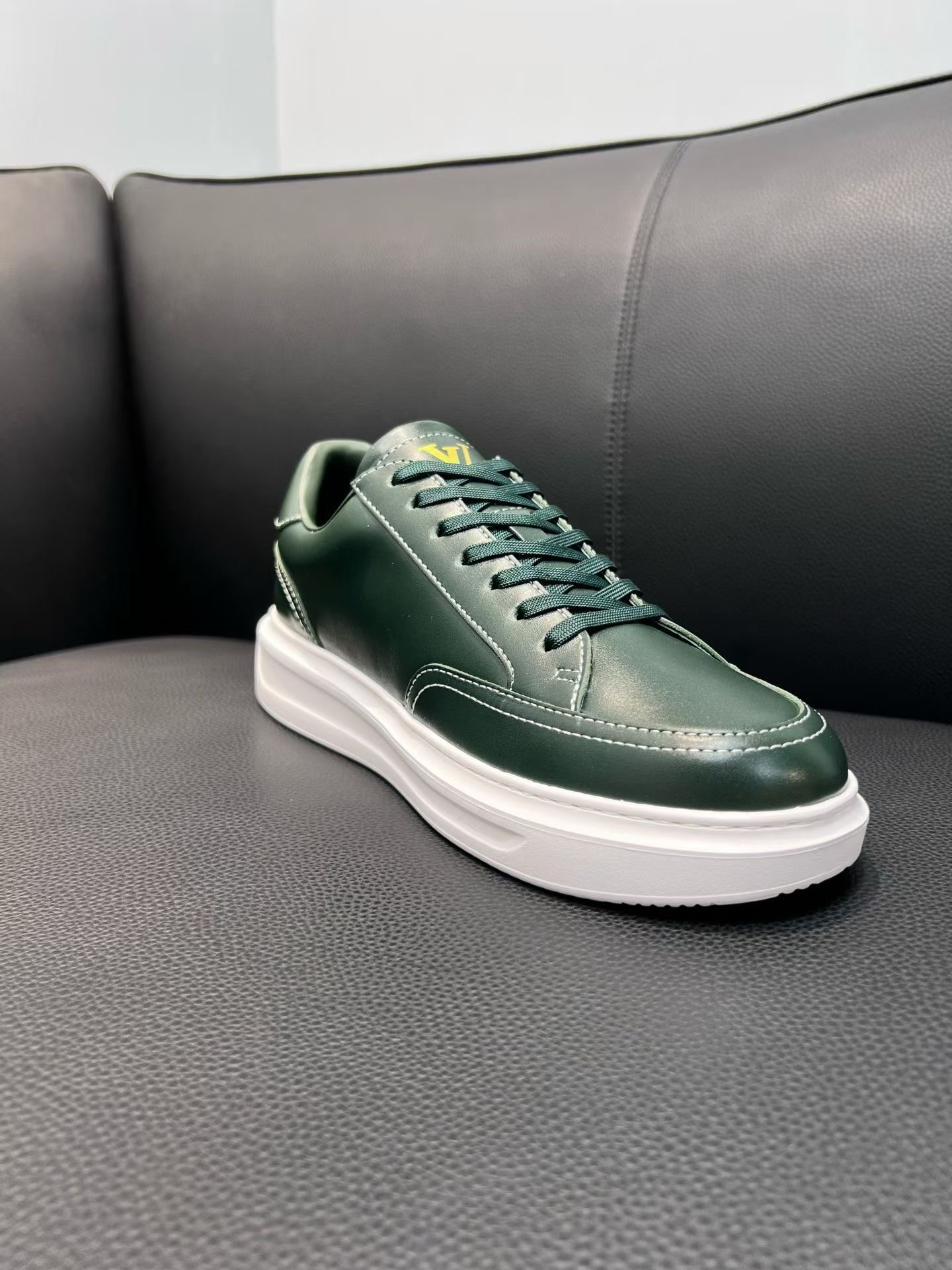 루이비통 신발 129492 Louis Vuitton Shoes 썸네일 이미지