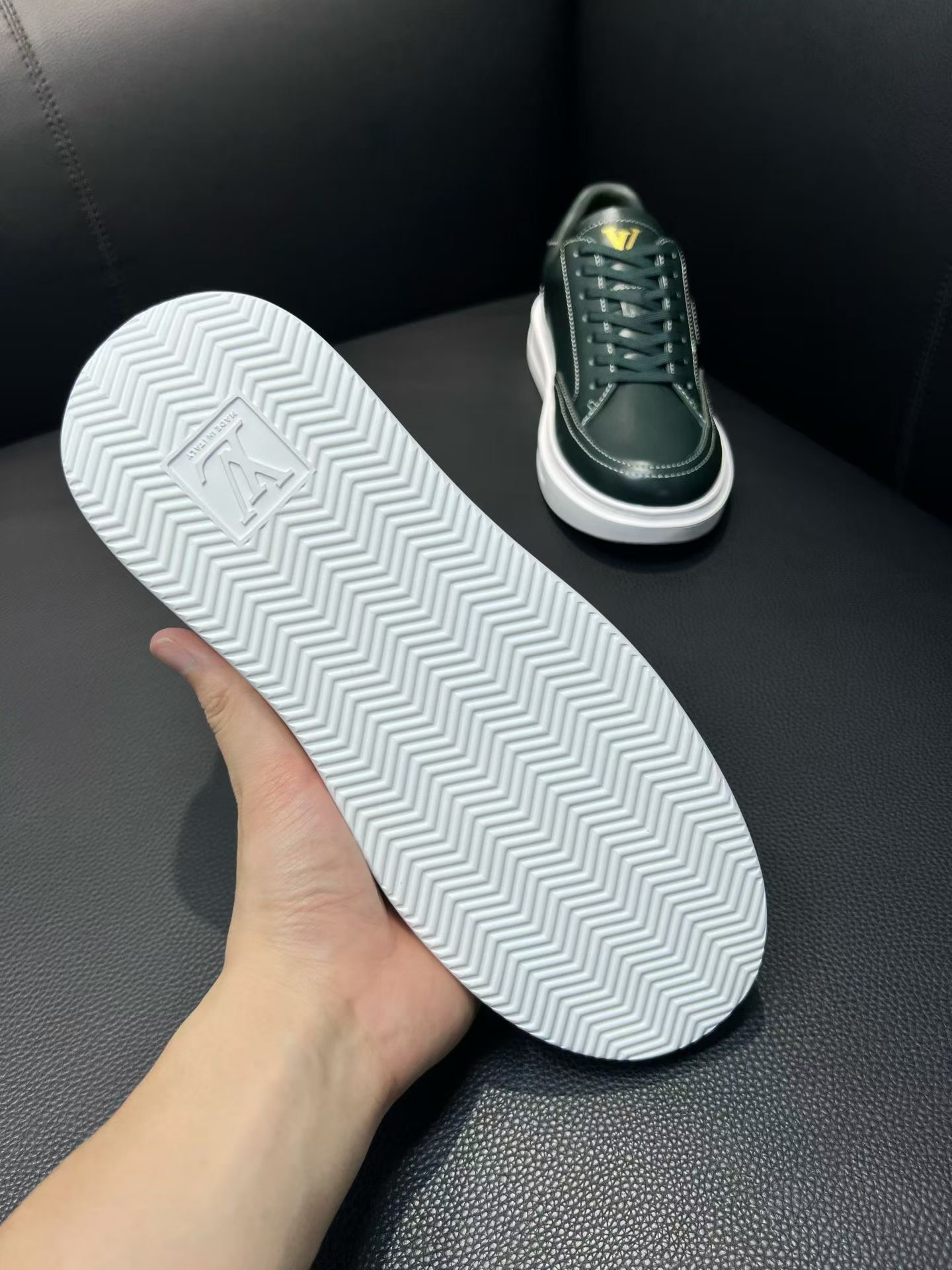 루이비통 신발 129492 Louis Vuitton Shoes 썸네일 이미지