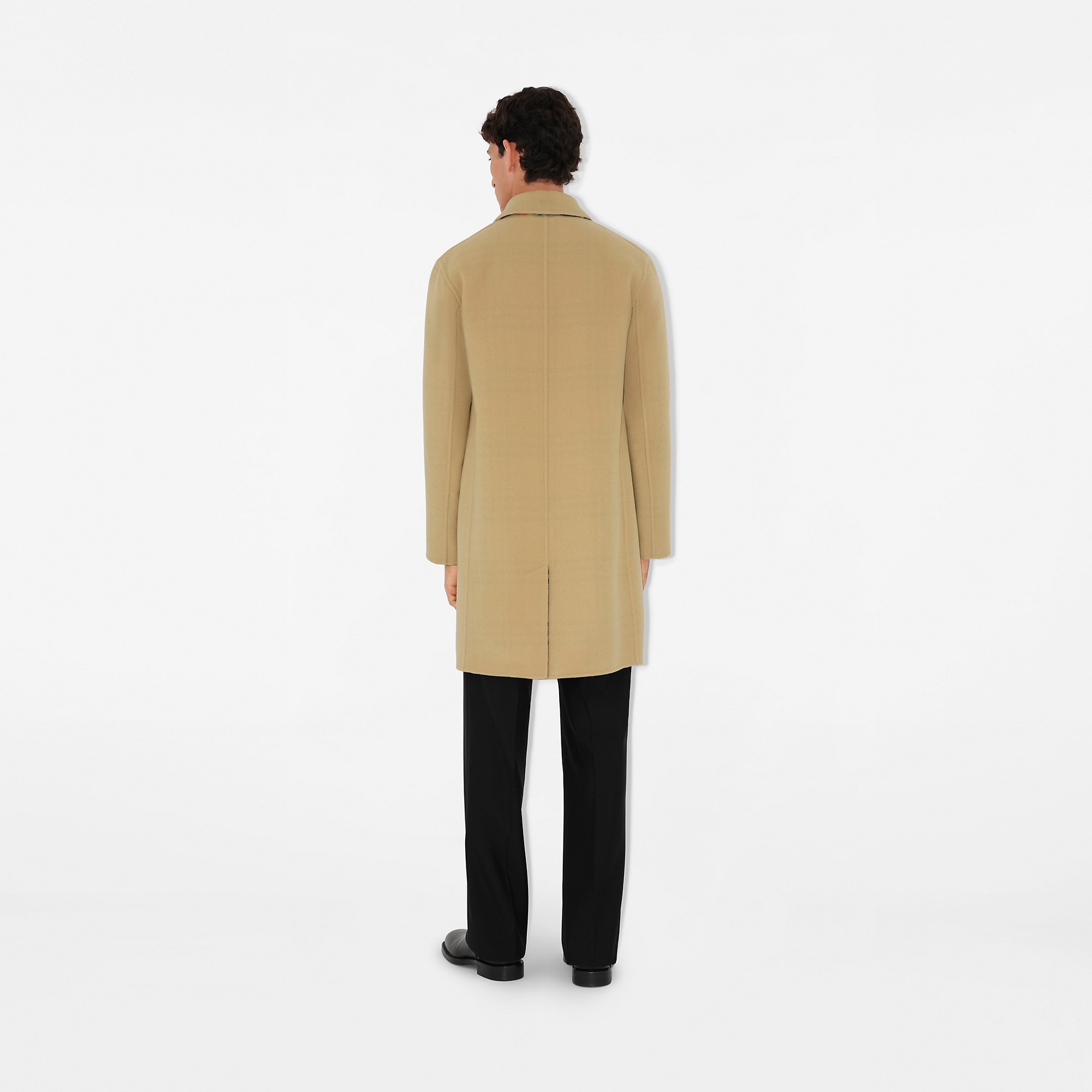 P1840 Burberry 官网图 