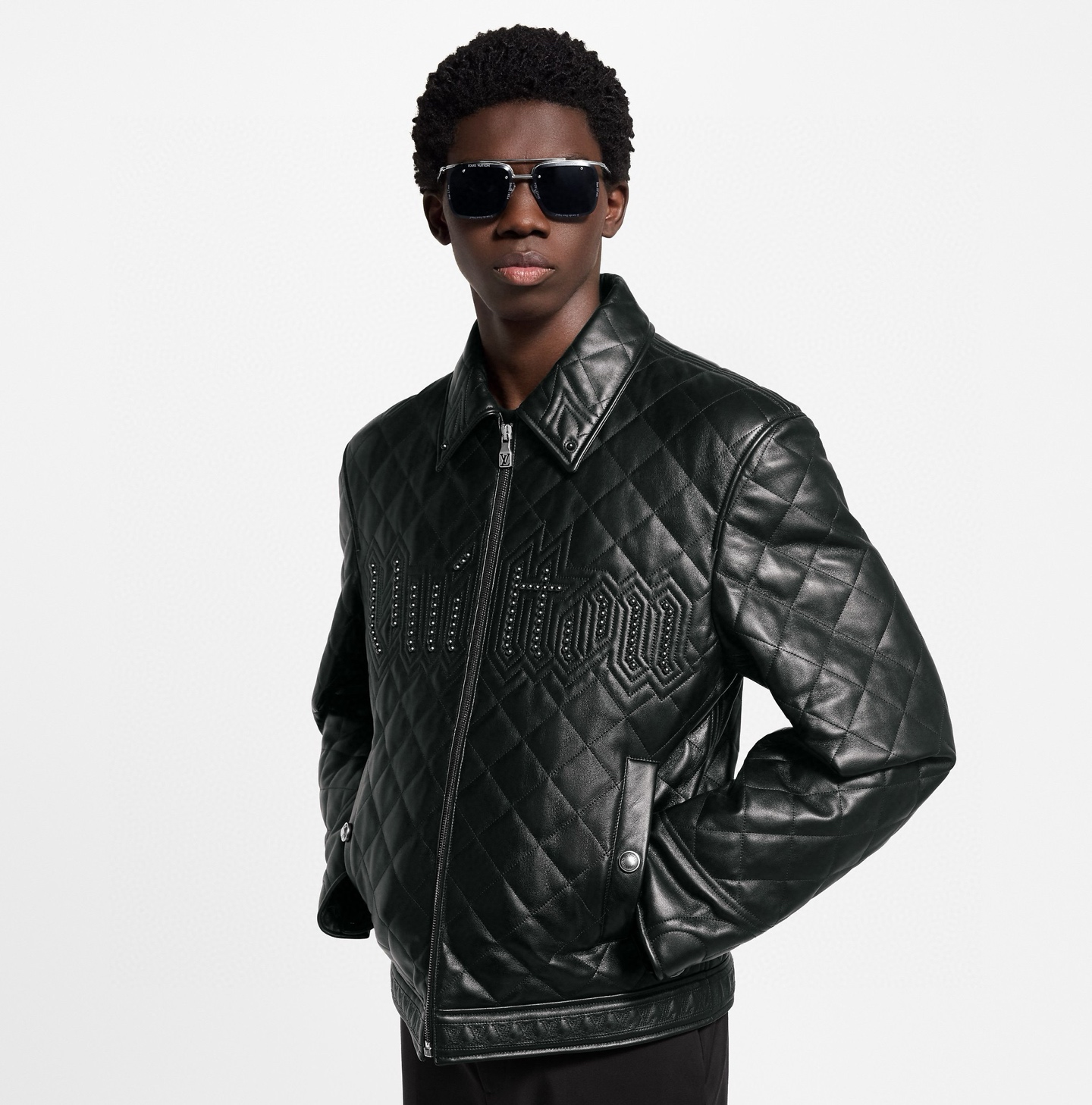 NO:674796,Louis Vuitton official website model interpretation.,,louis vuitton,Top Customize119860909路易威登官网模特演绎.,,louis vuitton,Top Customize1,Men's clothing