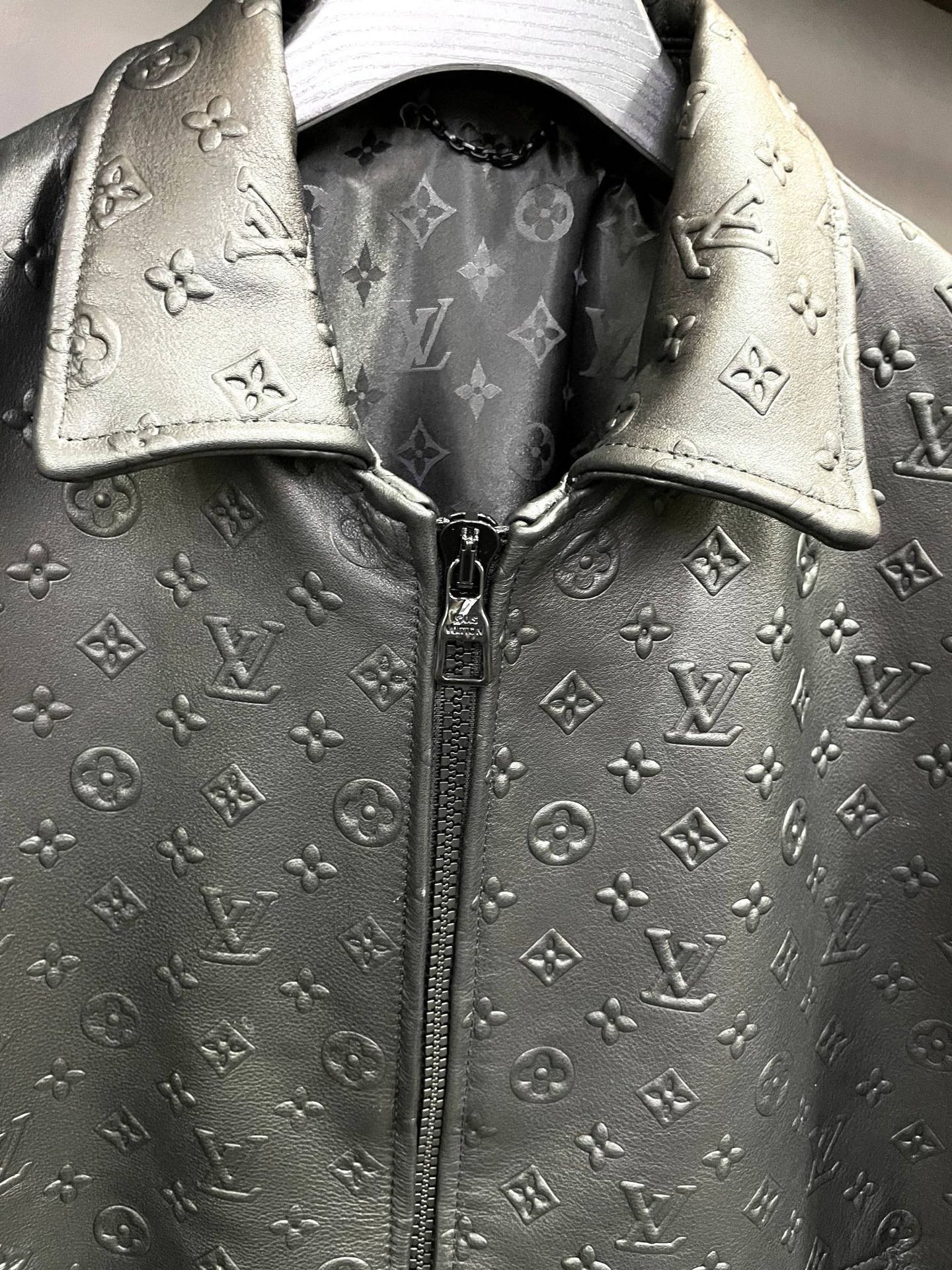 P2100 路易威登 LV 2025年新款男士羊皮拼接羊