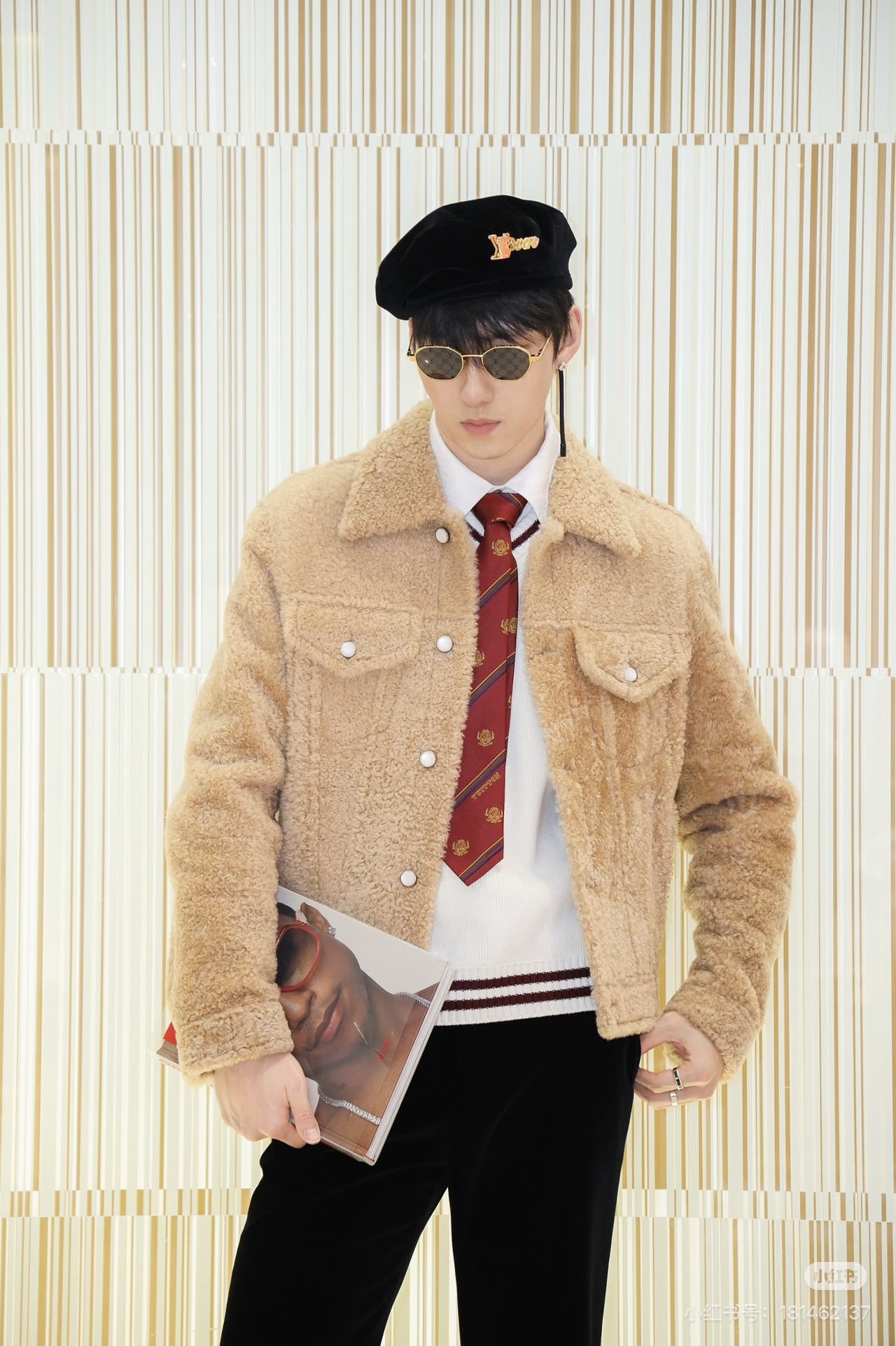 NO:854861,Huge handsome upper body,,Top Customize119860909上身巨帅,,Top Customize1,Men's clothing