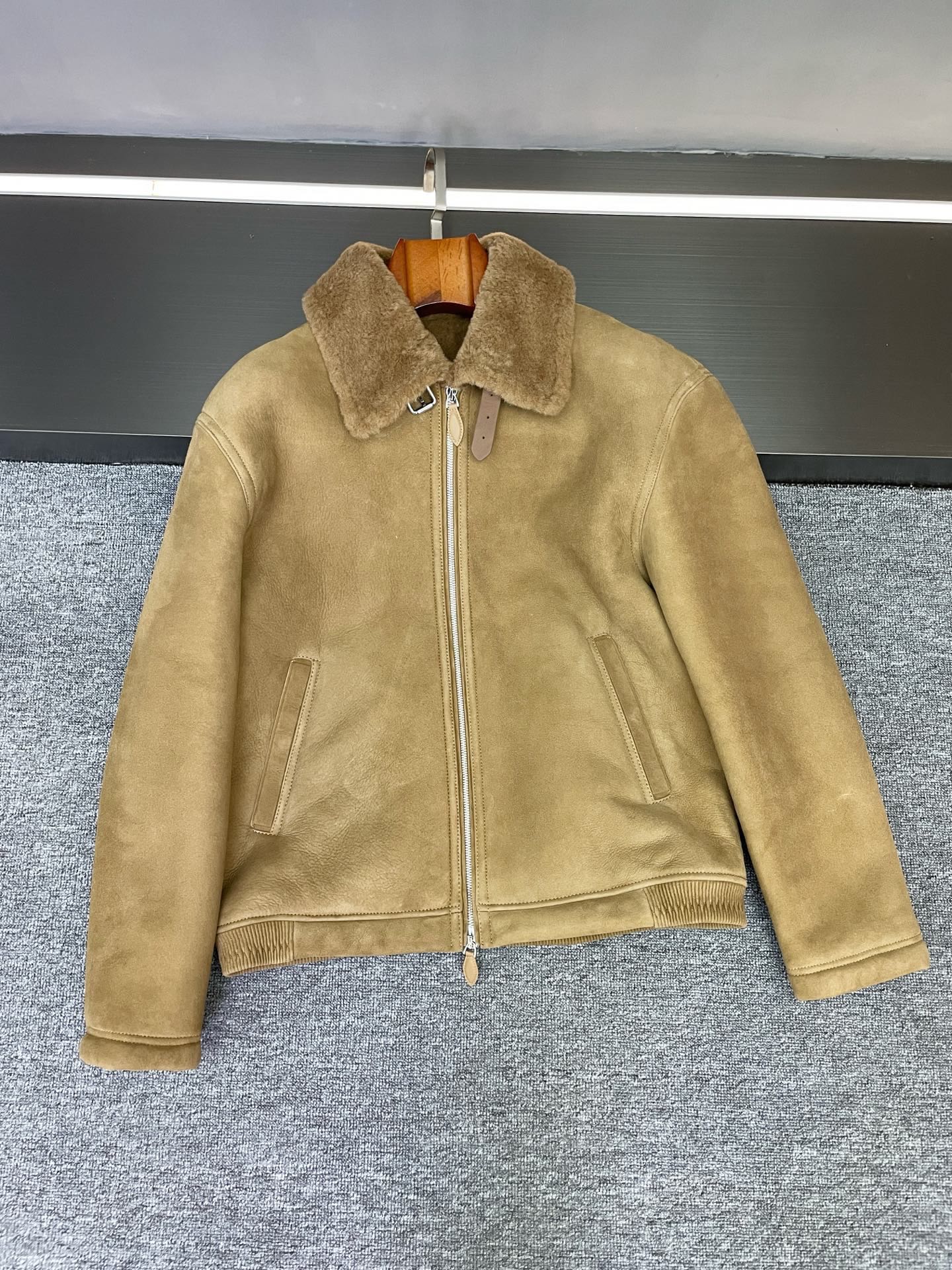 _dpO9seRGUAdiGYCK7umUzniGj4BLuuR-lEze9ig