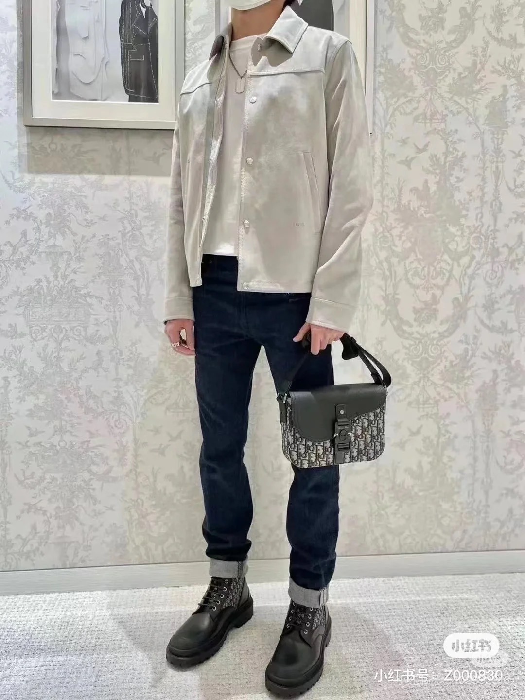 NO:813969,DIOR suede sheepskin jacket upper body effect,,dior,jackets & coats,sheepskin,Top Customize119860909DIOR 反绒羊皮外套上身效果,,dior,jackets & coats,sheepskin,Top Customize1,Men's clothing