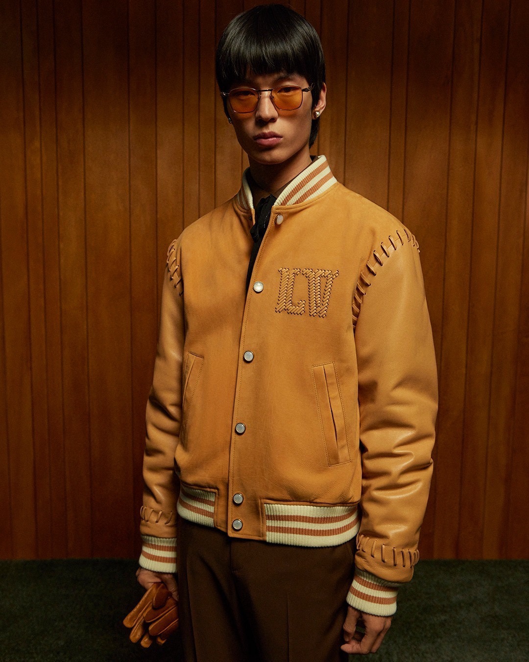 NO:772955,LV baseball uniform has good upper body effect,,louis vuitton,Top Customize119860909LV棒球服上身效果不错,,louis vuitton,Top Customize1,Men's clothing