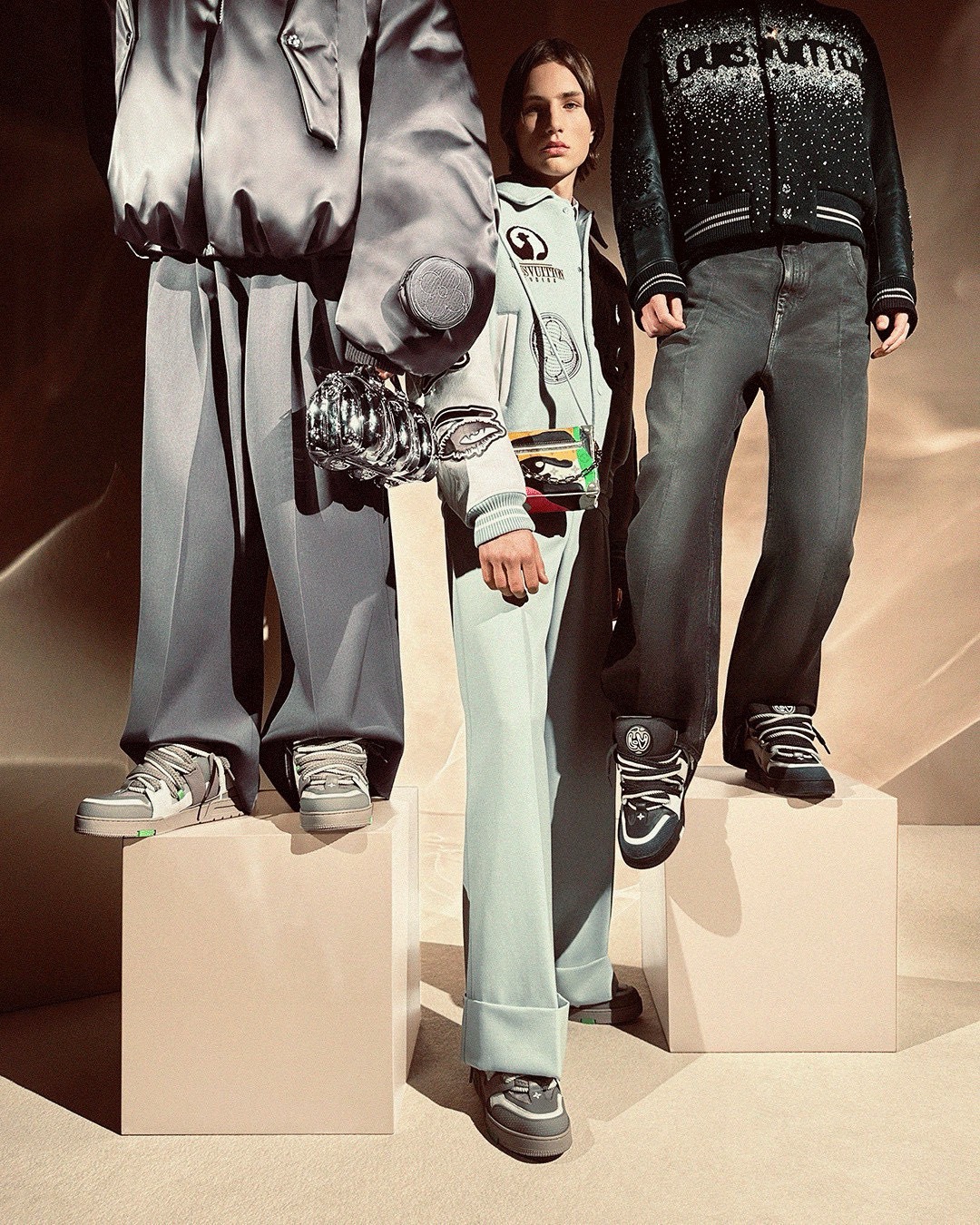 NO:772652,LV official website picture,,louis vuitton,Top Customize119860909LV 官网图,,louis vuitton,Top Customize1,Men's clothing