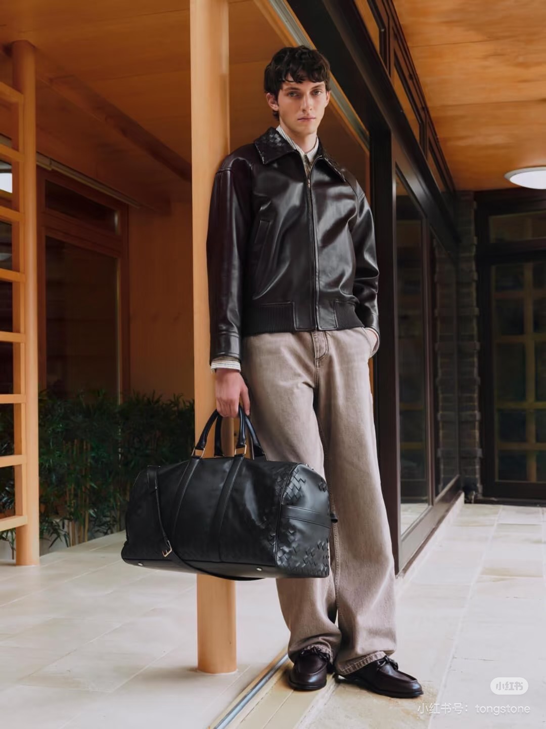 NO:772658,BV official website,,bottega veneta,Top Customize119860909BV 官网,,bottega veneta,Top Customize1,Men's clothing