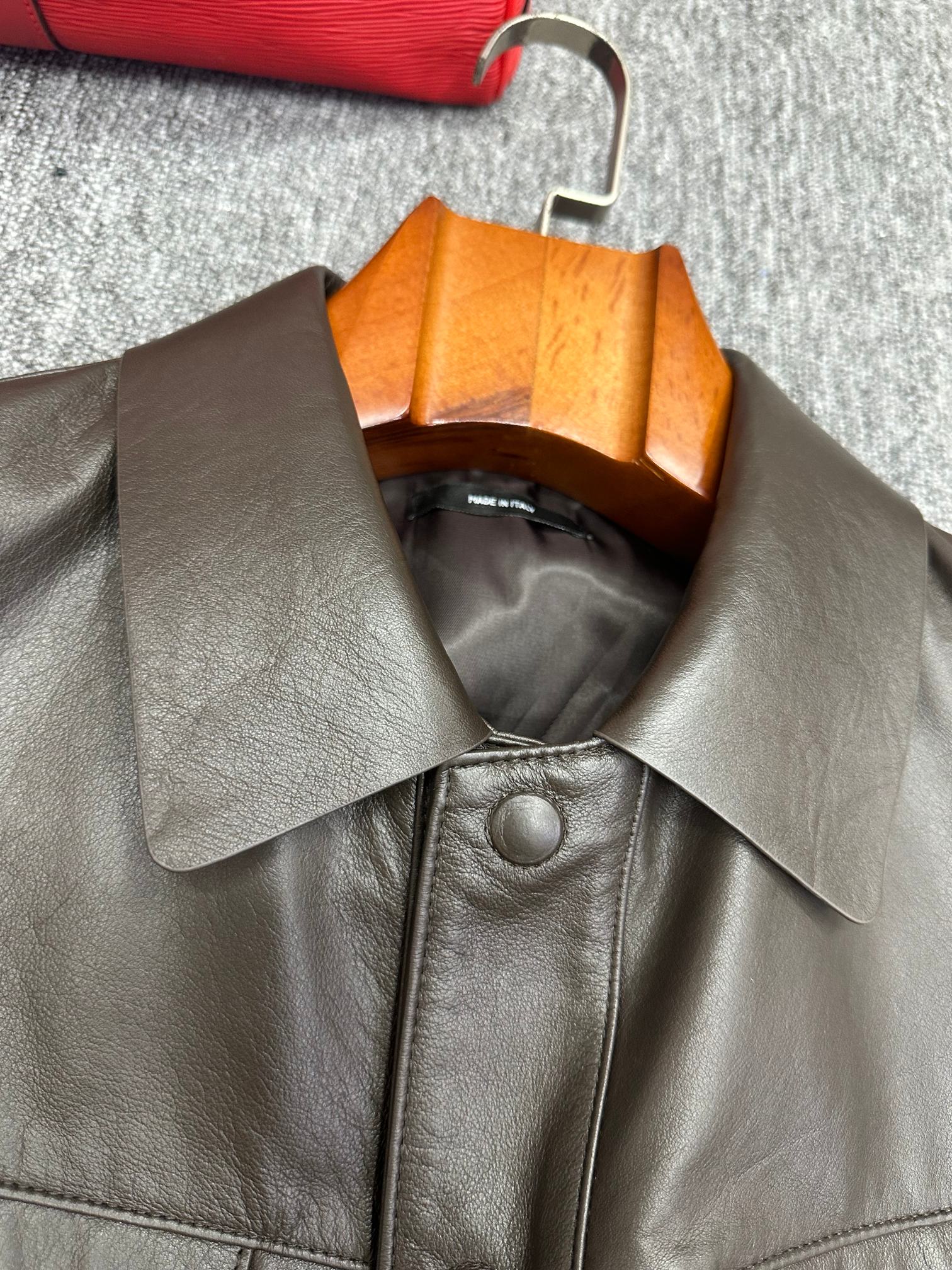 NO:940569,TF sheepskin jacket more details,,tom ford,jackets & coats,sheepskin,Top Customize119860909TF 羊皮夹克更多细节,,tom ford,jackets & coats,sheepskin,Top Customize1,Men's clothing