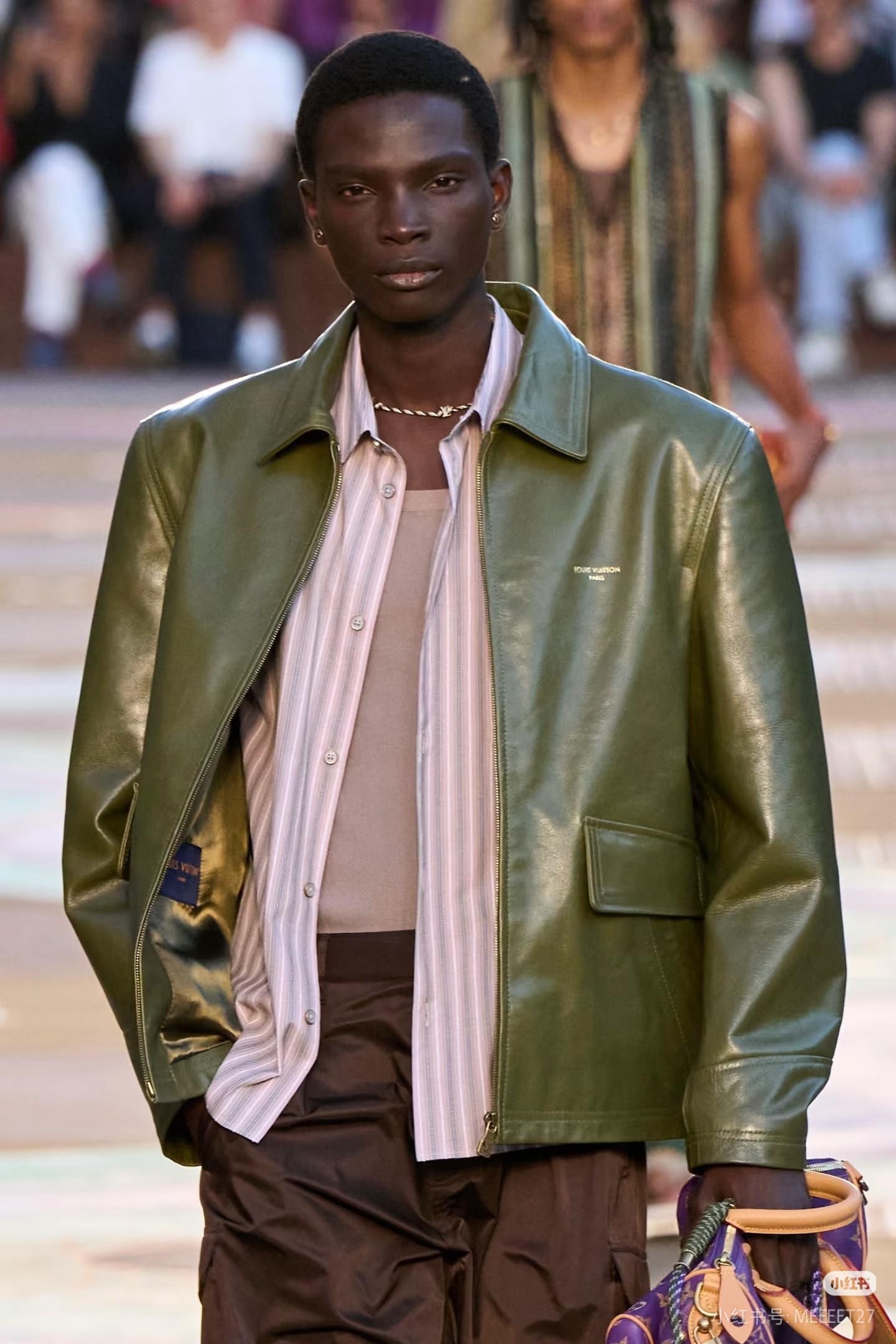 NO:940597,Real shots of Louis Vuitton show, same styles as celebrities,,louis vuitton,Top Customize119860909路易威登秀场实拍 明星同款,,louis vuitton,Top Customize1,Men's clothing