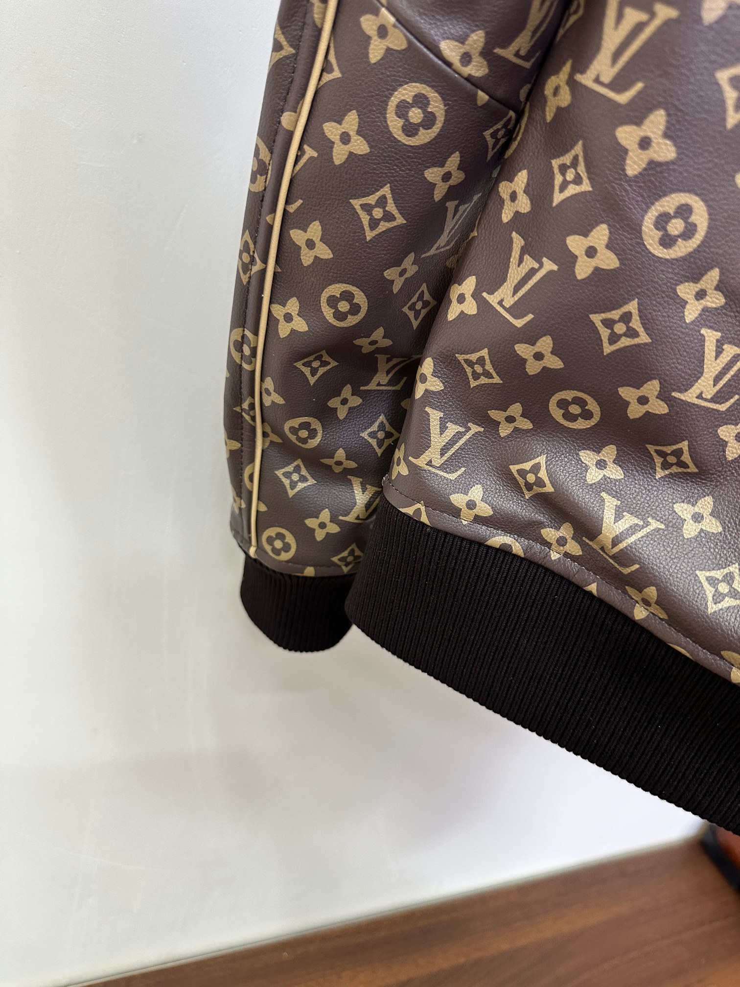 루이비통 남성 자켓 156058 Louis Vuitton Jacket 상세 이미지 4