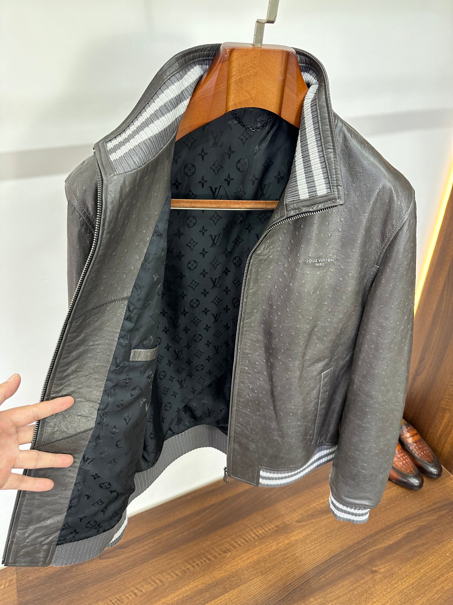 루이비통 남성 자켓 156051 Louis Vuitton Jacket 상세 이미지 3