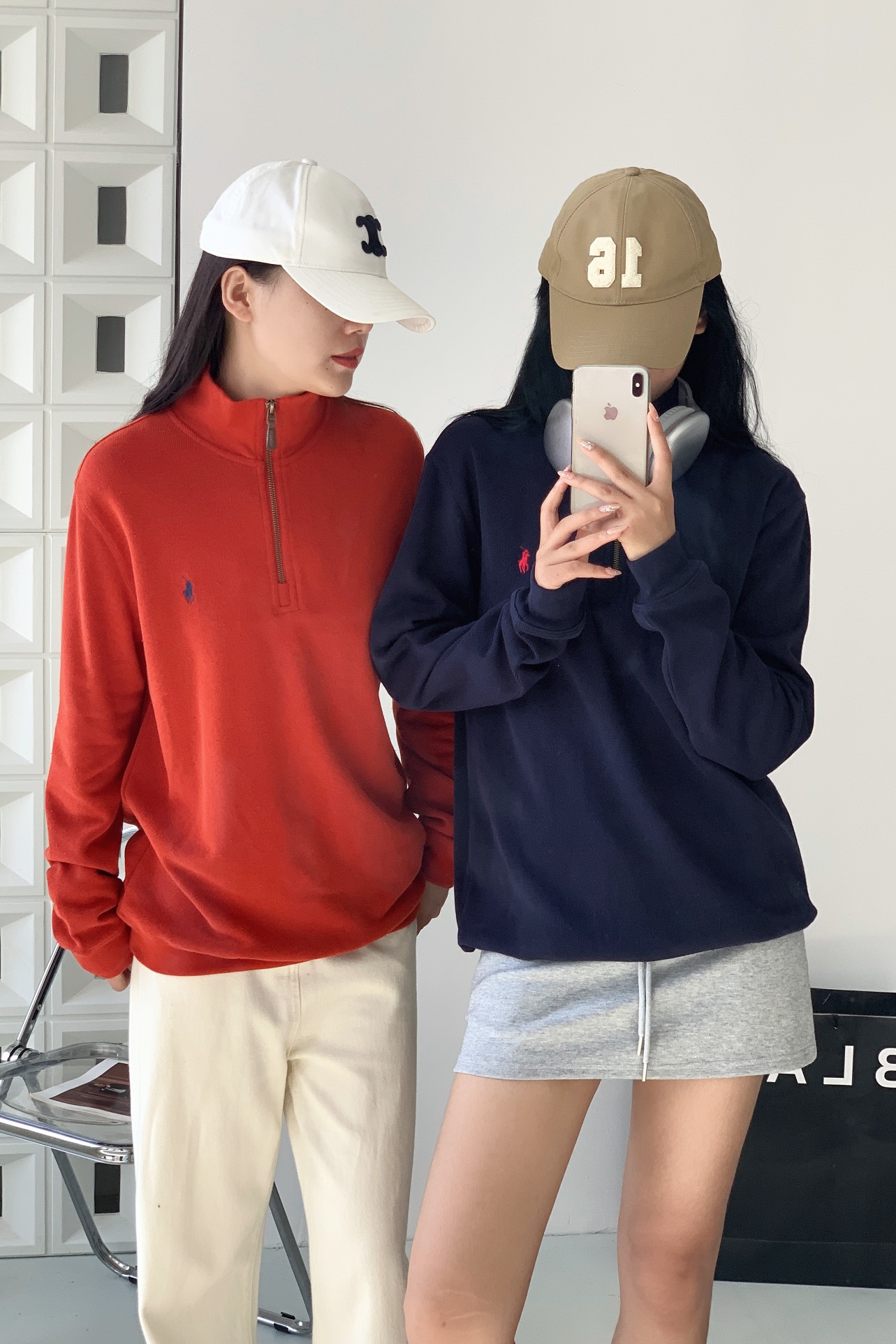 Half-laclav-Red Half-laclav – Hide Blue