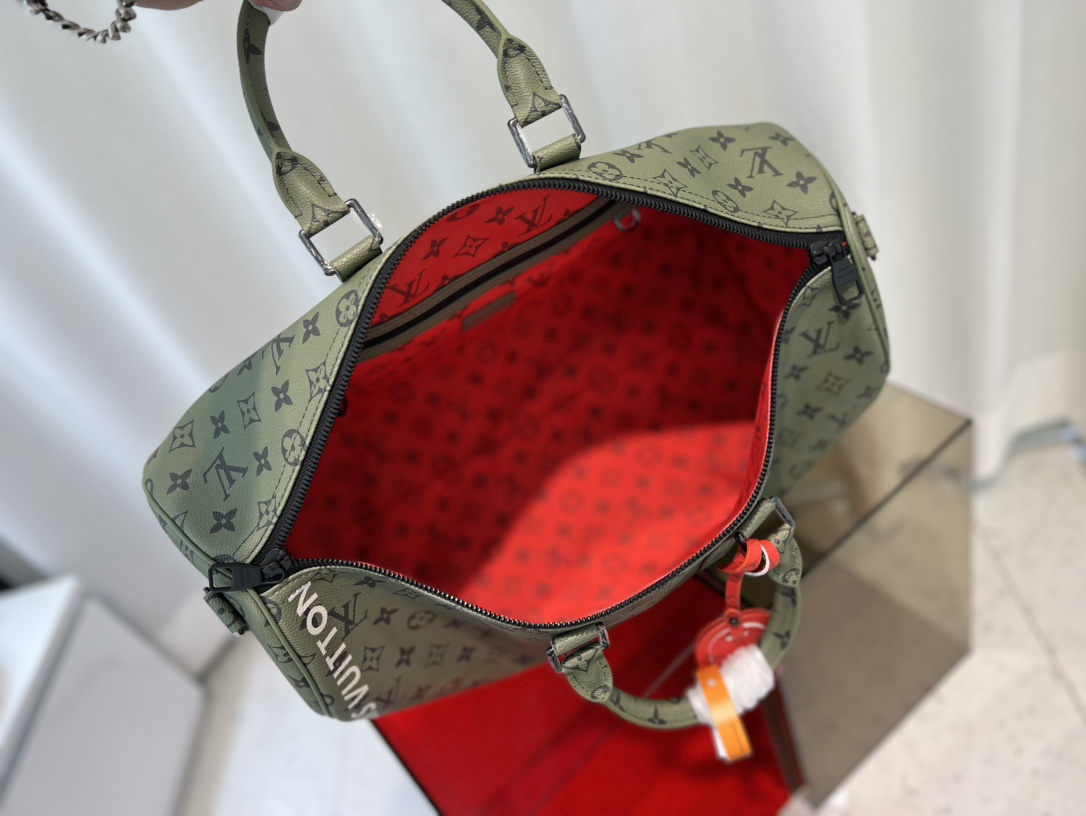 路易威登 Louis Vuitton 高定典藏名品高定成衣时装外套连衣裙衬衫T恤 #B456F57E 8