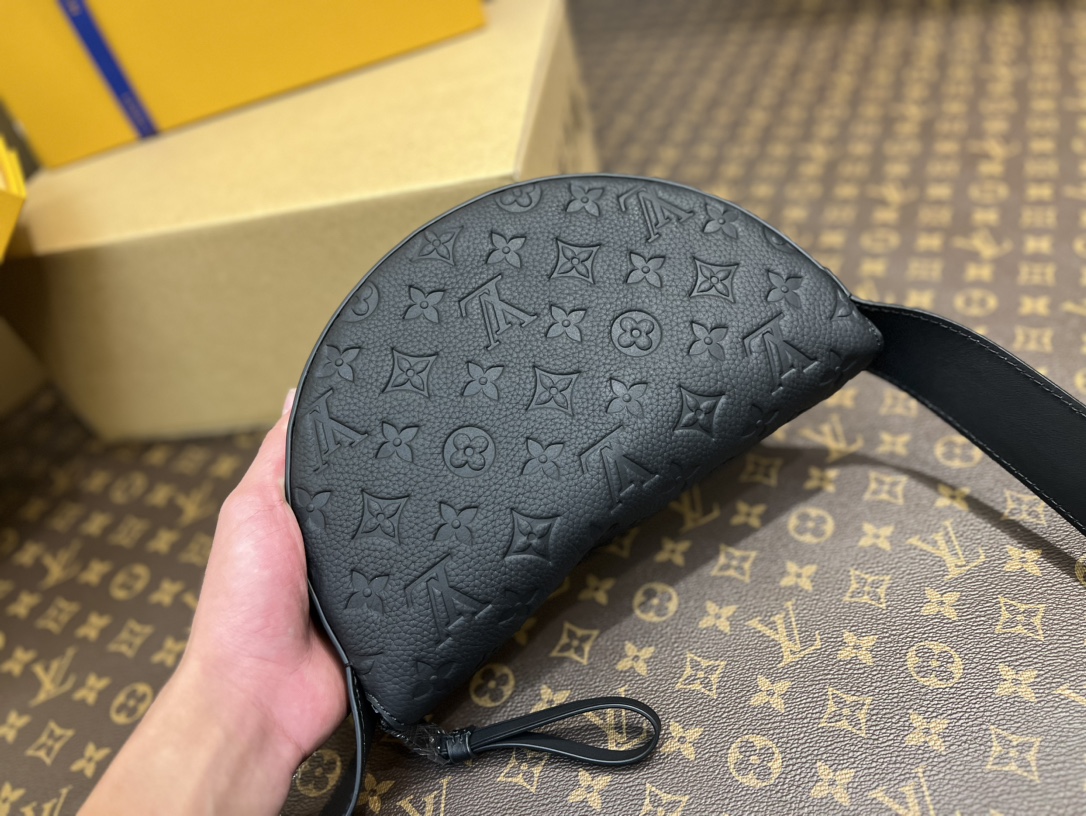 Louis Vuitton Classic Luxury Handbag Shoulder Crossbody Bag Ref.21991DBA 4