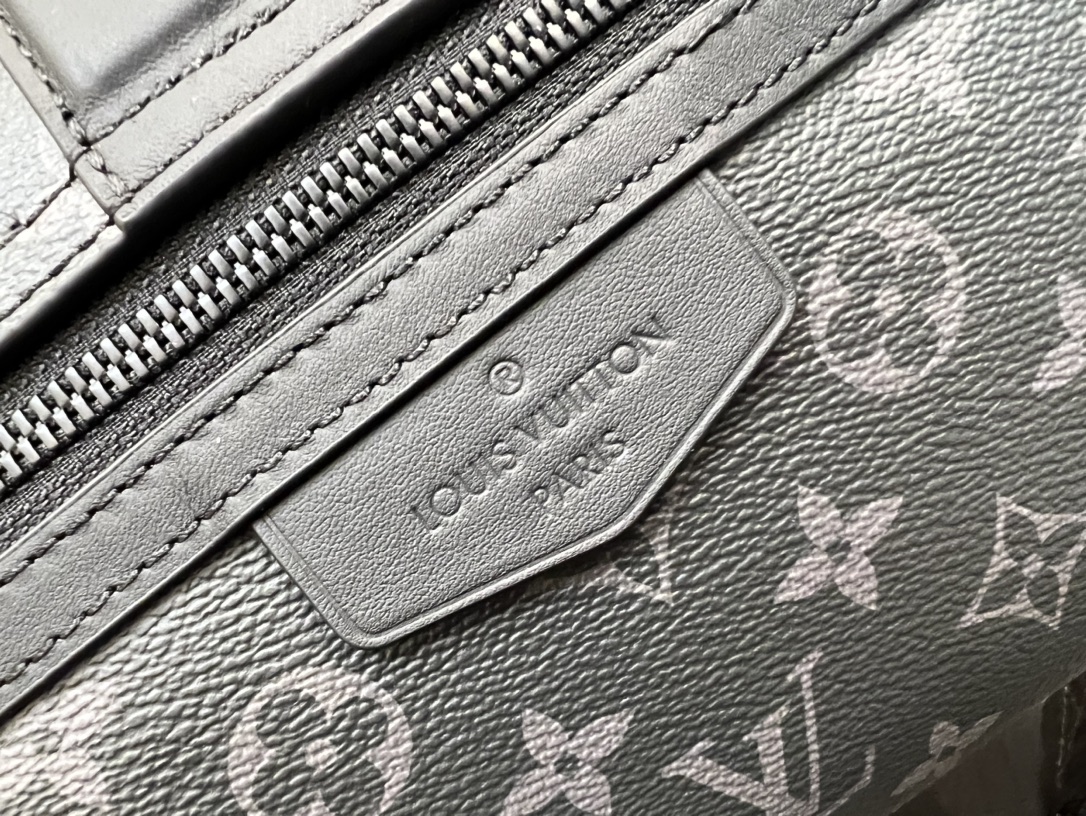 Louis Vuitton Haute Couture Classic Luxury Handbag Shoulder Crossbody 5