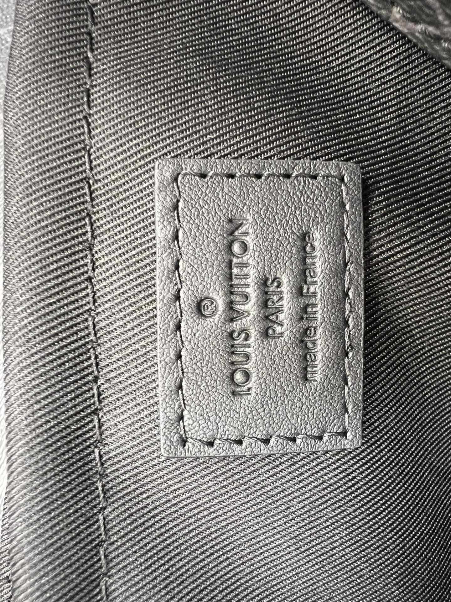 Louis Vuitton Haute Couture Classic Luxury Handbag Shoulder Crossbody 8