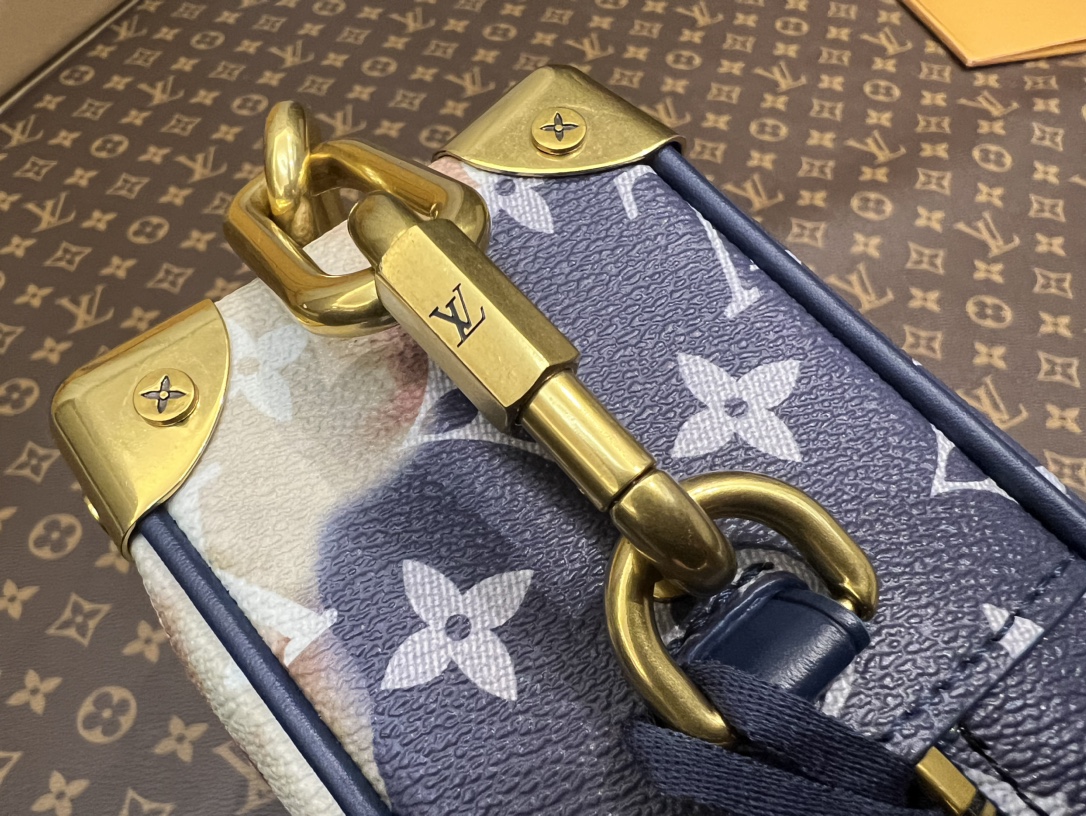 Louis Vuitton Haute Couture Classic Luxury Handbag Shoulder Crossbody 7
