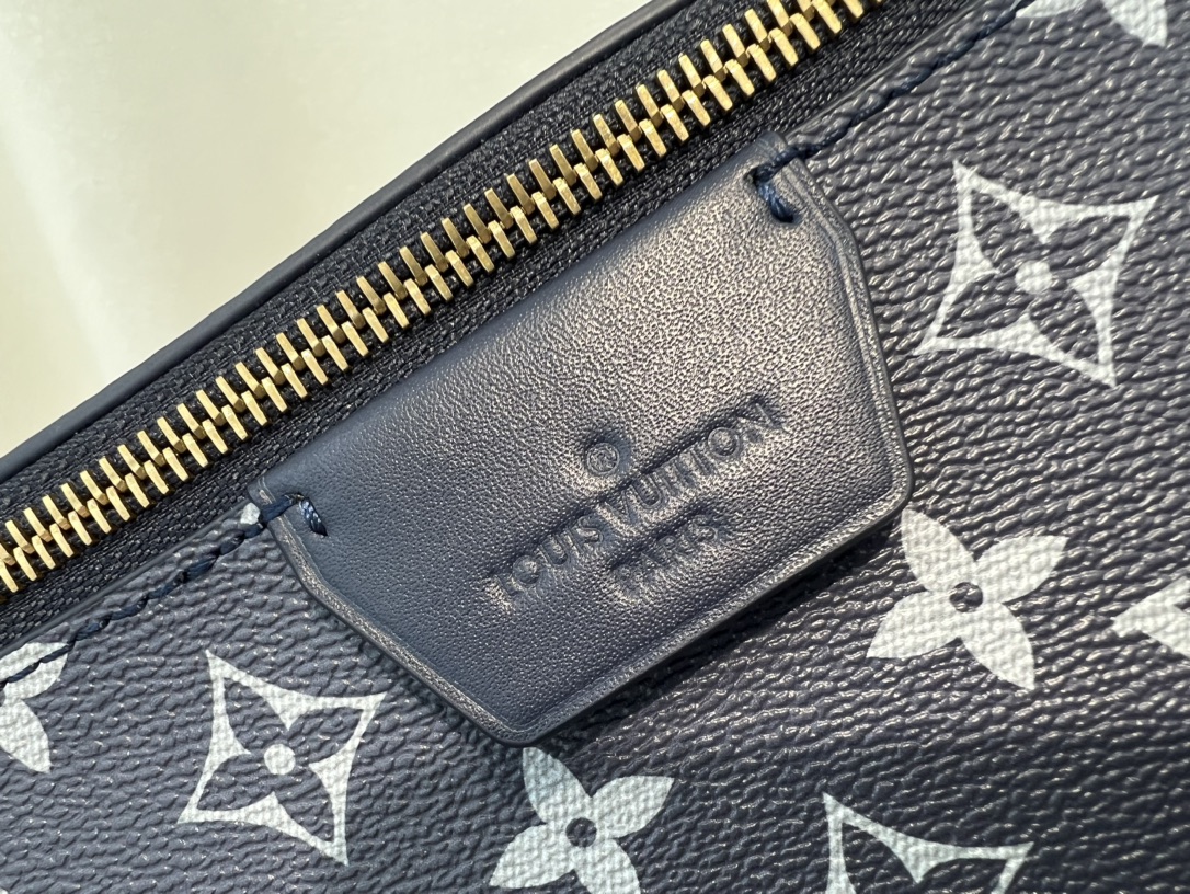 Louis Vuitton Haute Couture Classic Luxury Handbag Shoulder Crossbody 5