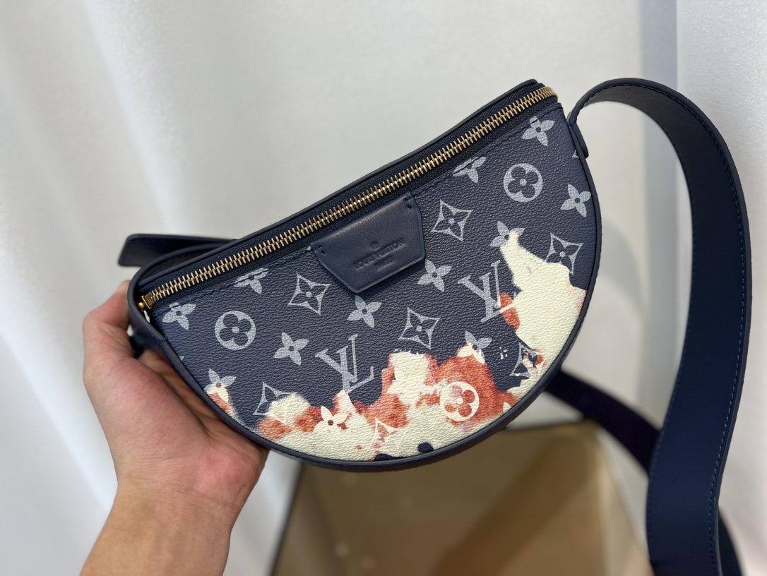 Louis Vuitton Haute Couture Classic Luxury Handbag Shoulder Crossbody 2