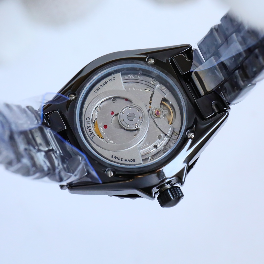 Chanel J12 Embroidery Needle Series H9762: Luxury Couture Wristwatch Review - 图片 9