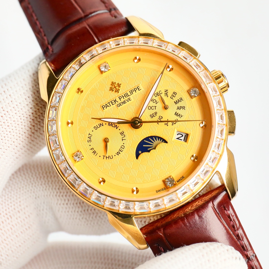 NO:662893,Produced by TW, the white gold TW Factory Patek Philippe R PP makes a stunning debut. The 41mm watch diameter is suitable for popular male hands. It is very business or leisure. It has strong visual impact and is unforgettable, and the physical texture is more beautiful. 1. Equipped with imported multi-functional movement [non-market ordinary domestic movement] (zero repair) function (24 hours, week/star/month) This watch has a 38-48 hour power reserve  2Imported 316L fine steel, using 18k quality furnace vacuum plating!  3. Paired with exclusive customized square scale cowhide strap. 4. Wear-resistant and scratch-resistant sapphire glass mirror!  530 meters waterproof level. Patek Philippe is simple but not simple!  The quality of the actual shooting is the same. Luxurious and exquisite. Recommended men's multi-functional mechanical watch. For the best luxury recommendation as a gift, please look for TW's exclusive quality, patek philippe, cowhide19860909TW 出品 白 金 TW Factory 百达翡丽 Patek Philippe R PP 惊艳登场,41 毫米的表径适配大众男性手寸,非常商务可亦休闲.视觉冲击力强,令人过目不忘,实物质感更加优美.  1搭配进口多功能机芯【非市场普通国产机芯】（零返修）功能（24小时,星期/星辰/月份）此腕表拥有38-48小时动力储备 2进口316L精钢,采用18k品质炉内真空电镀！ 3搭配独家定制方形鳞纹牛皮表带 4耐磨防刮蓝宝石玻璃镜面！ 530米生活防水等级. 百达翡丽（Patek Philippe） 简约而不简单！实物拍摄品质如一 ,奢华精致推荐男士多功能机械腕表 送礼最佳奢华推荐请认准TW独家品质,,patek philippe,cowhide,Watch