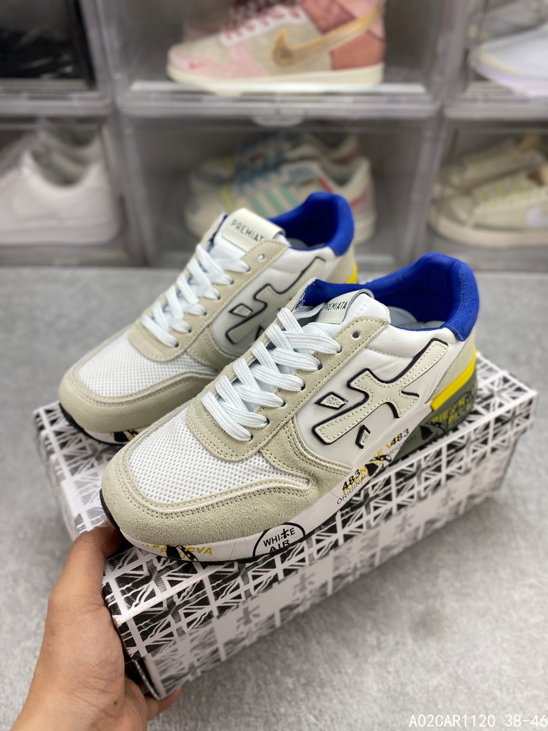 🈴️三 💰150
意大利鞋履品牌·普瑞米亚达
Premiata 低帮百搭休闲鞋
依据国际高标准制造 原单小白鞋
木字男鞋潮复古反绒皮运动休闲鞋木字鞋
鞋子简单大方 手感出众 舒适好穿又百搭
鞋子整体的外观颜值高 鞋面采用的是两种不同的材质面料拼接
鞋底侧边印了很多复古潮流印刷
是比较有个性特色的一款
鞋面材质是采用的牛反绒+牛津布+头层牛皮制作而成
鞋底材质是天然橡胶 大花纹设计防滑减震又耐磨 它的鞋垫都是头层猪皮
普瑞米亚达复古运动鞋真的又好看又好穿 很好搭配衣服
#A02CAR1120 38-46