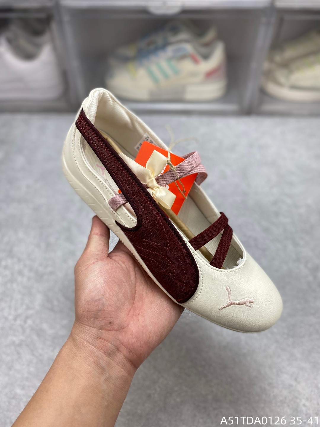 💰90
彪马/Puma Speedcat3 Ballet WNS 防滑耐磨 生活休闲运动 芭蕾鞋 
官方货号:409009-01 #A51TDA0126
尺码: 35 36 37 37.5 38 38.5 39 40 41