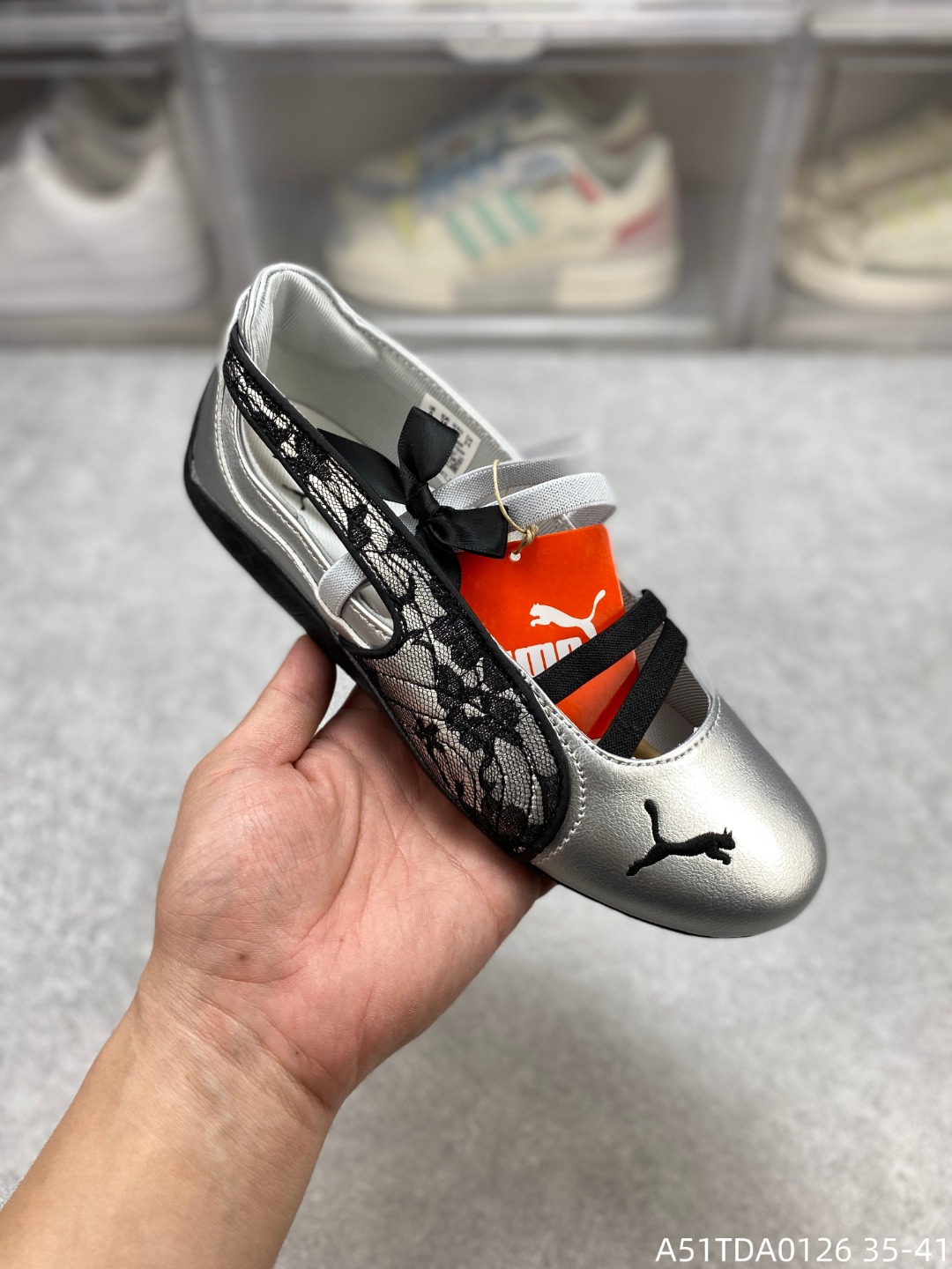 💰90
彪马/Puma Speedcat3 Ballet WNS 防滑耐磨 生活休闲运动 芭蕾鞋 
官方货号:409009-01 #A51TDA0126
尺码: 35 36 37 37.5 38 38.5 39 40 41