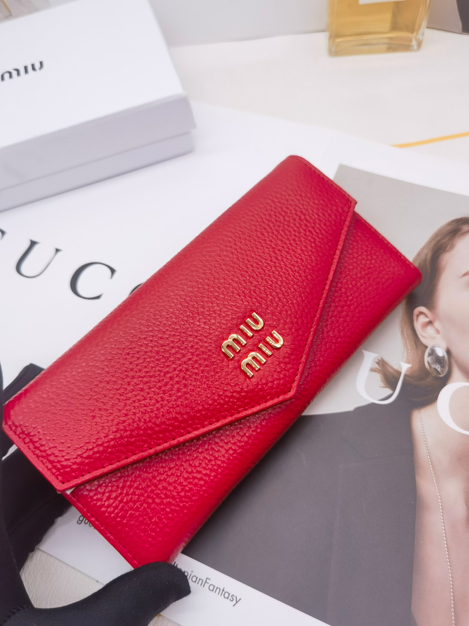 High-End Wallets: Imported Oxen Skin, Latest Logo, Quality Cabinets at Affordable Prices - 图片 6
