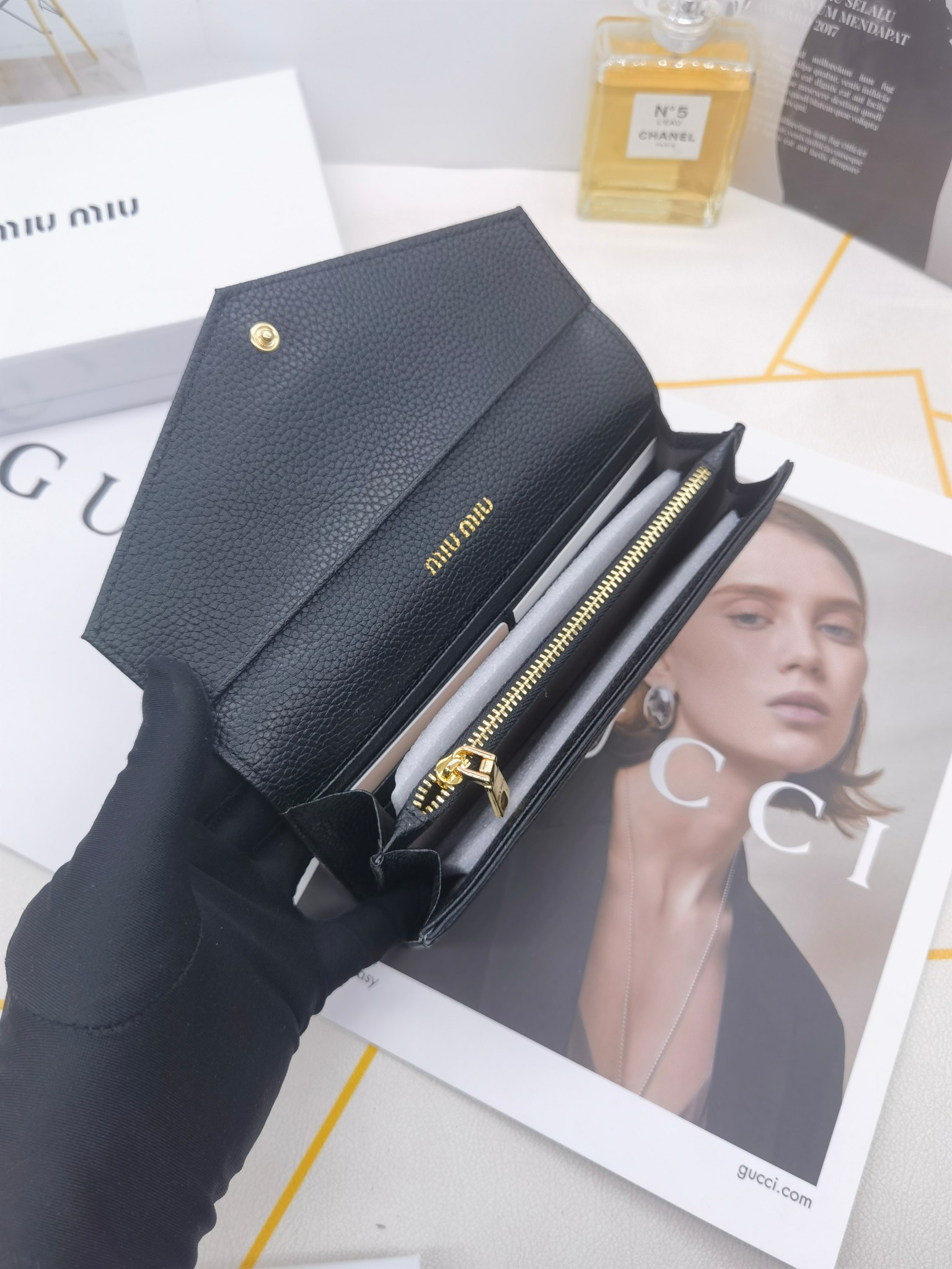 Luxury Oxen Skin Wallets with High-End Quality and Affordable Prices - 图片 9