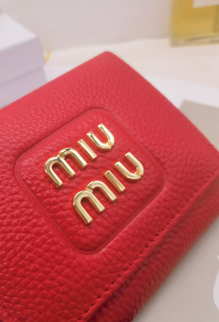 Synchronized Counters and Customized Wallets: High-End Enjoyment with Quality and Conscience - 图片 7