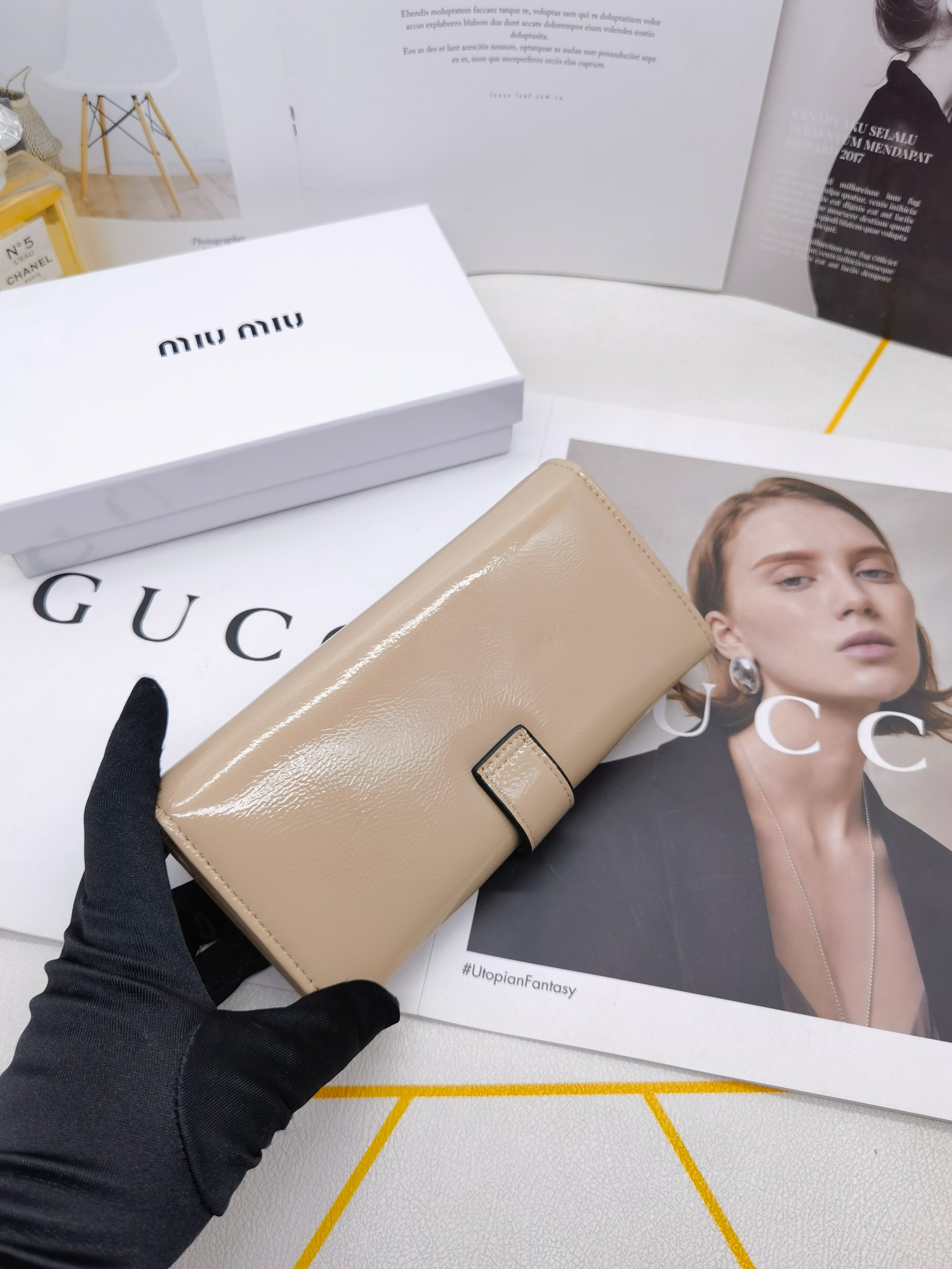 🆕🆕🆕🆕8598专柜同步，最新款钱包，采用进口牛 皮，原厂定制的最新徽标，不管皮质还是logo，都要给