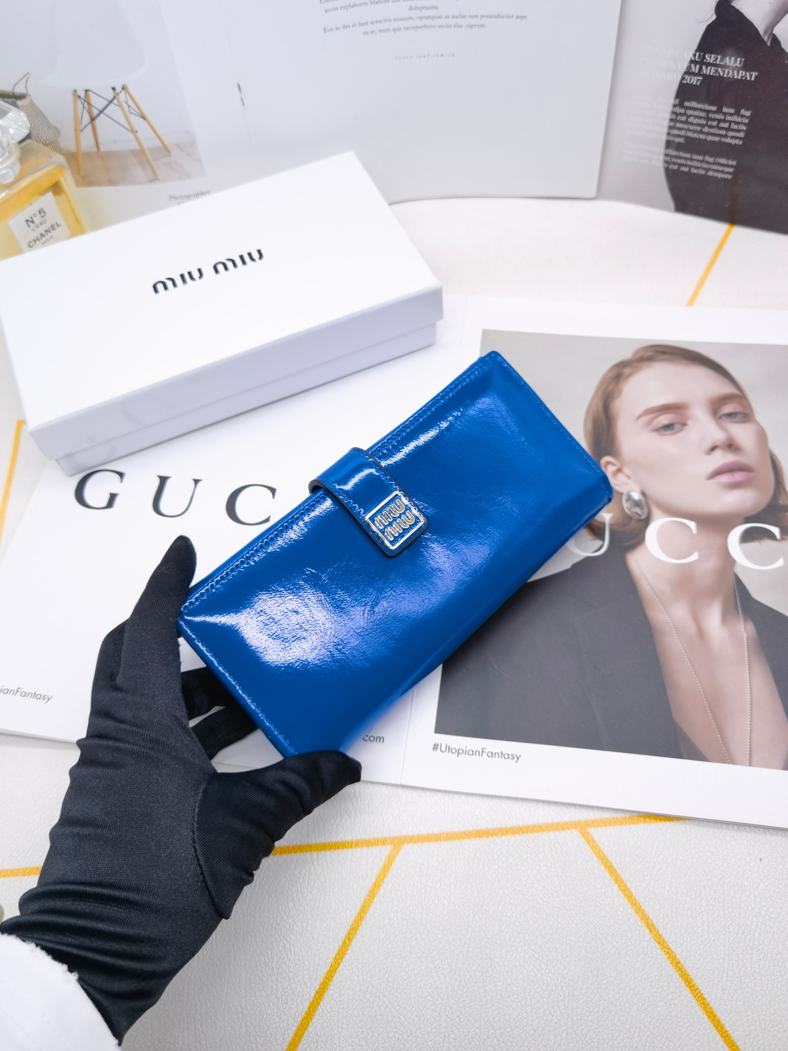 🆕🆕🆕🆕8598专柜同步，最新款钱包，采用进口牛 皮，原厂定制的最新徽标，不管皮质还是logo，都要给