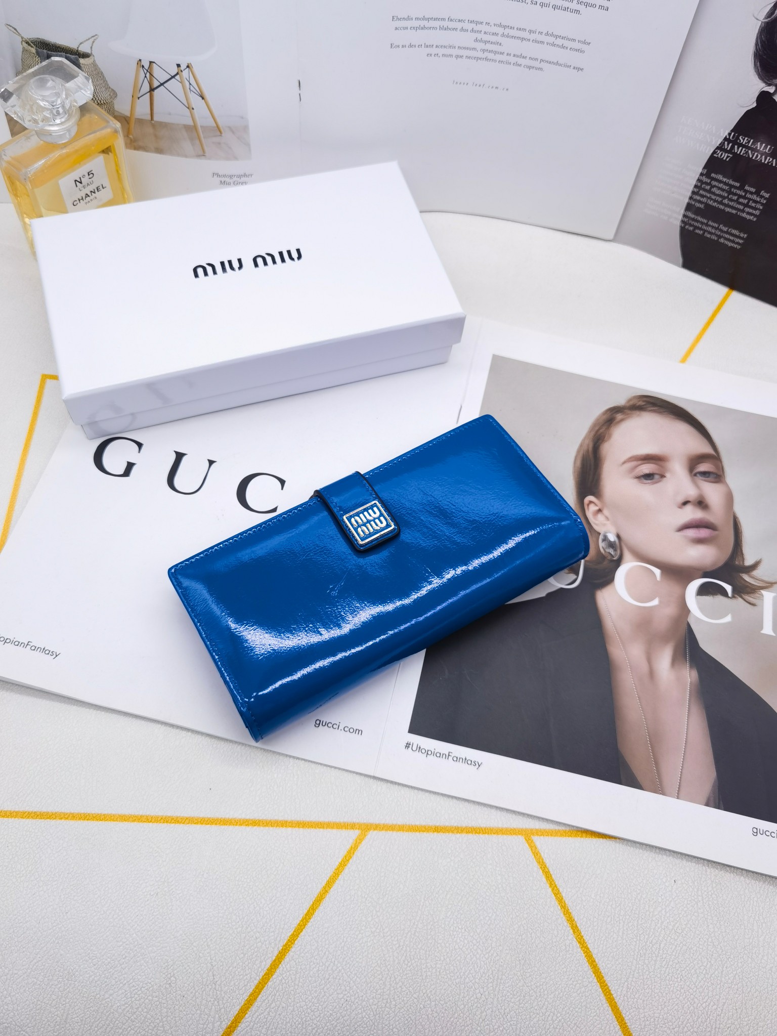 🆕🆕🆕🆕8598专柜同步，最新款钱包，采用进口牛 皮，原厂定制的最新徽标，不管皮质还是logo，都要给