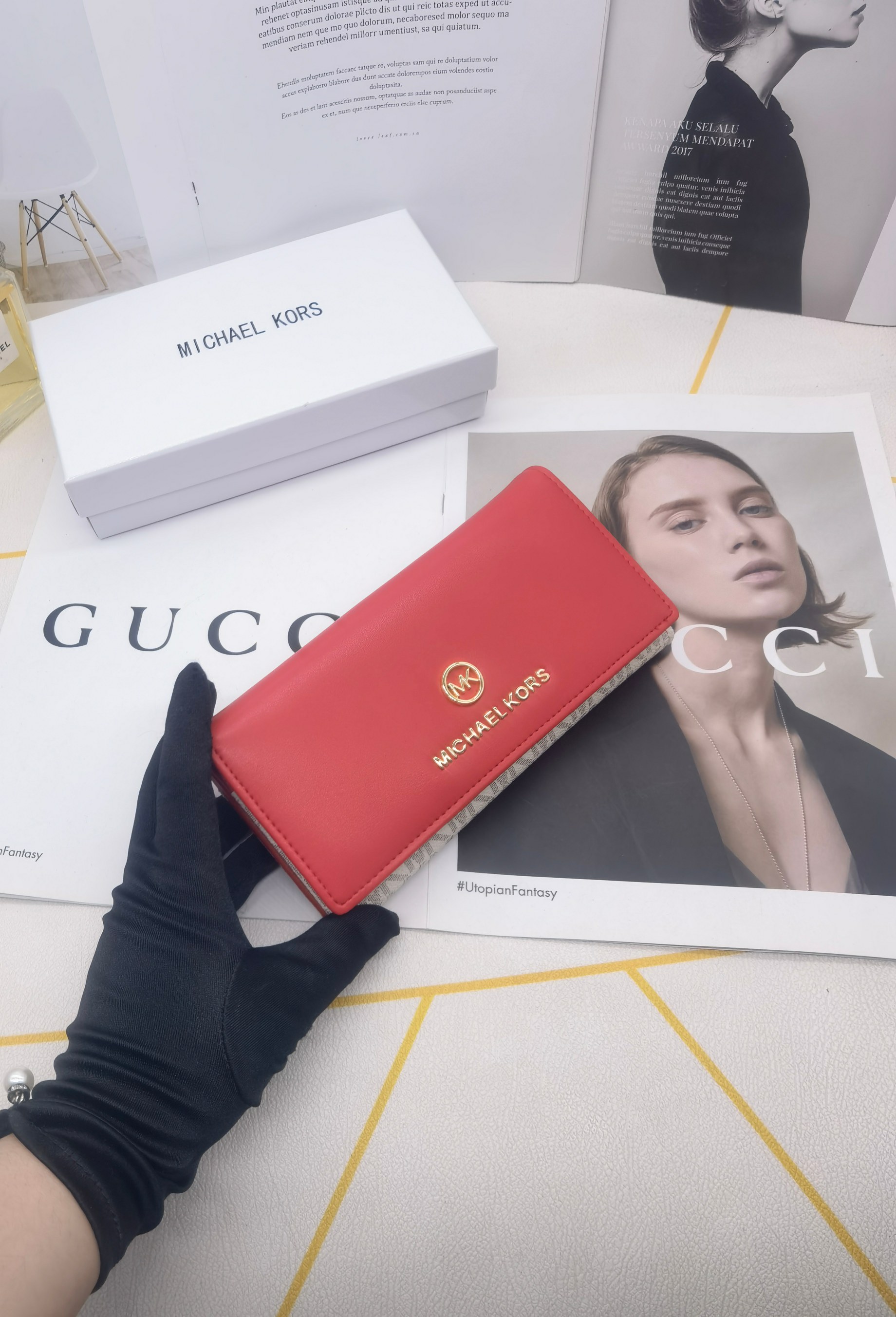 🆕🆕🆕🆕8600专柜同步，最新款钱包，采用进口牛 皮，原厂定制的最新徽标，不管皮质还是logo，都要给