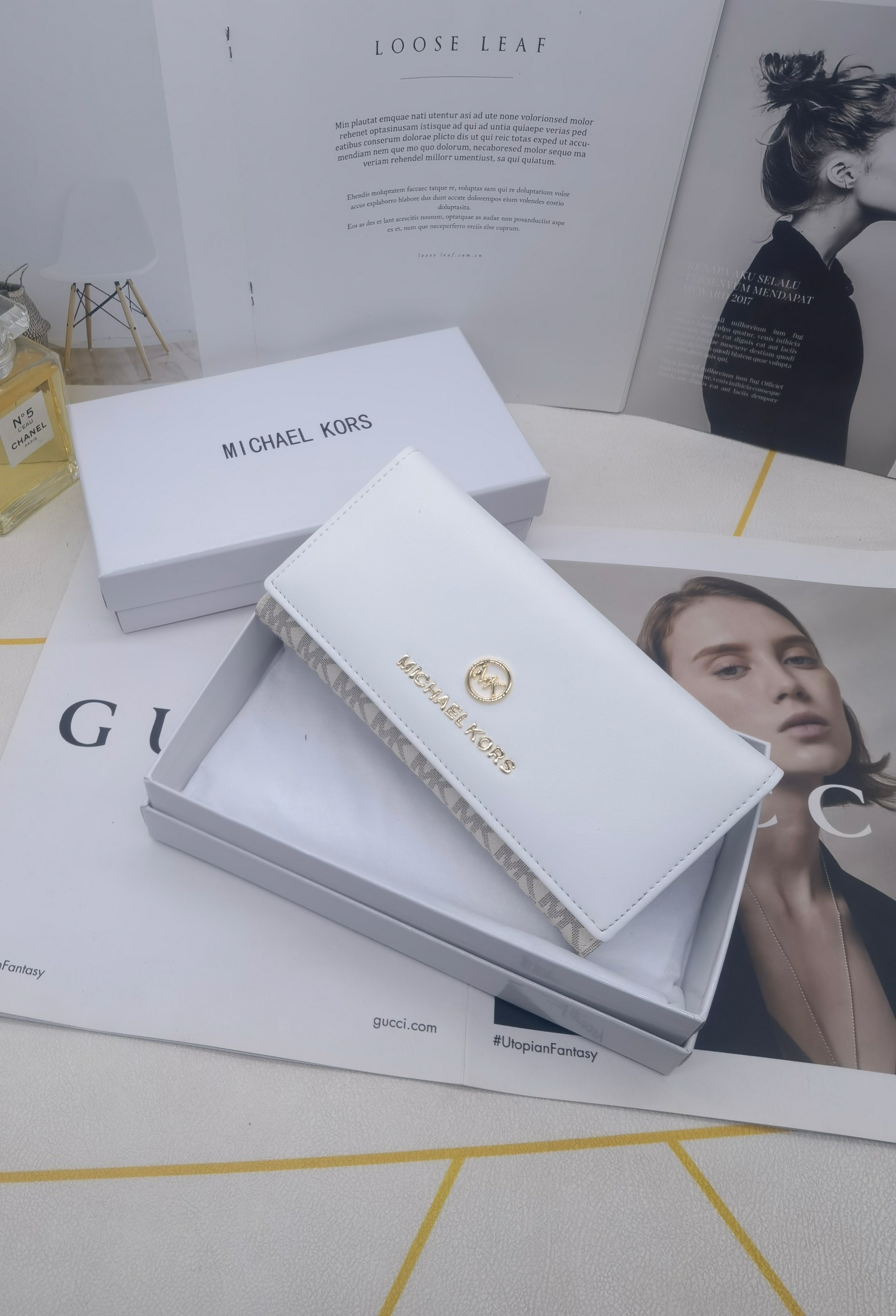 🆕🆕🆕🆕8600专柜同步，最新款钱包，采用进口牛 皮，原厂定制的最新徽标，不管皮质还是logo，都要给