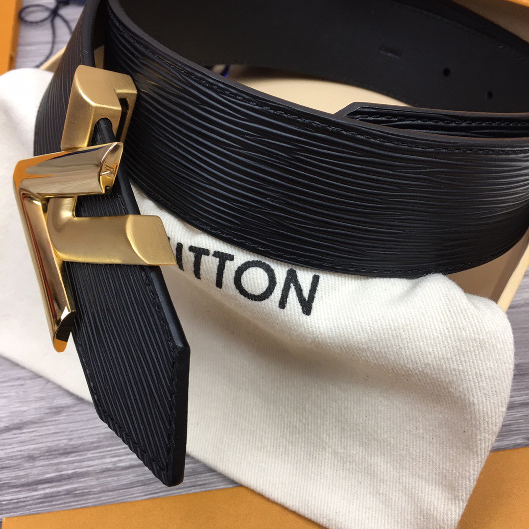 P 驴牌專櫃同步 最新女士💃原單腰帶 老鼠🐭貨 寬度40毫米 進口(epi)水波紋面 小牛皮內襯 質感精