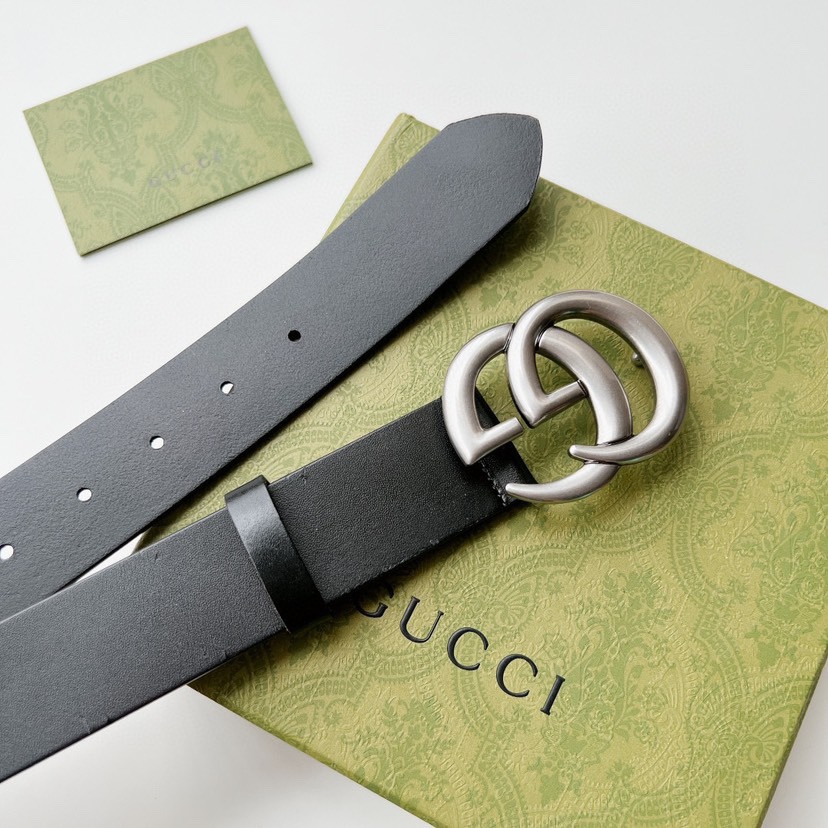 古驰 整张牛皮腰带 宽度3.8