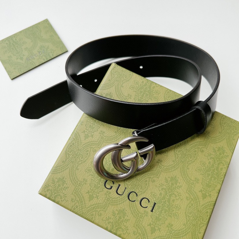 古驰 整张牛皮腰带 宽度3.8