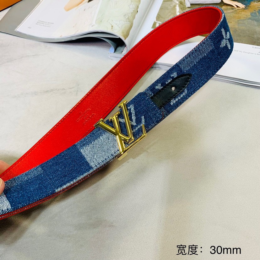路易威登寬：30mm     𝕃𝕠𝕦𝕚𝕤 𝕧𝕦𝕚𝕥𝕥𝕠𝕟 🚺女士經典頂級休閒腰帶 這款永恆優雅飾有橫稜紋