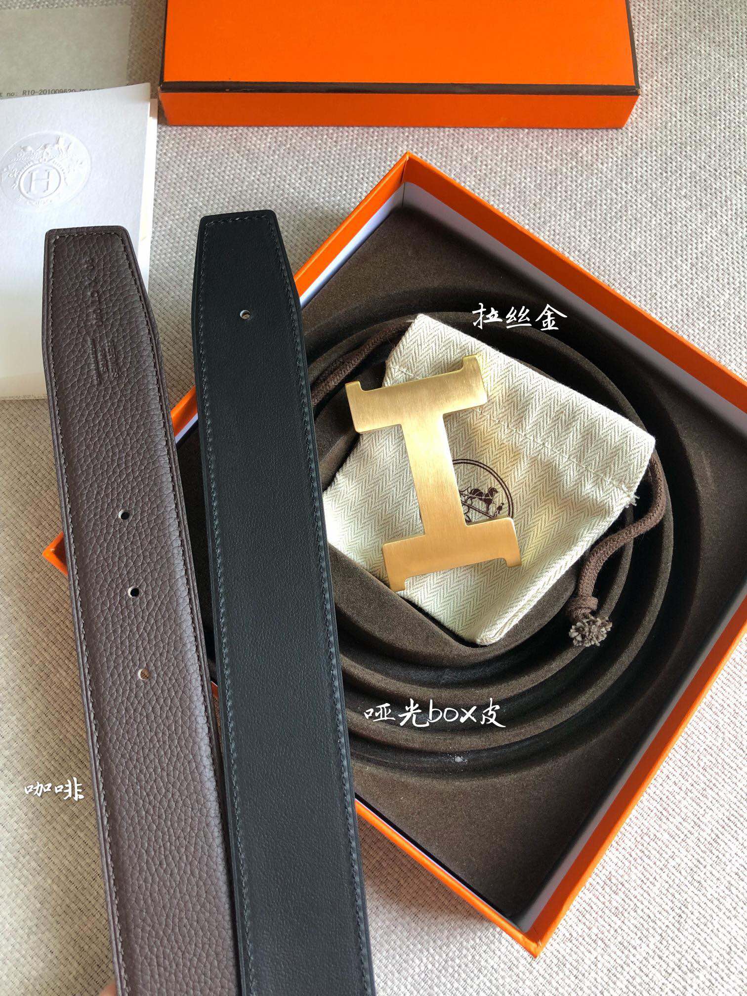 Hermes.爱马仕 官网同步   宽度38mm 原版荔枝搭带身搭配原版精品钢扣，男装的经典搭配，可双面