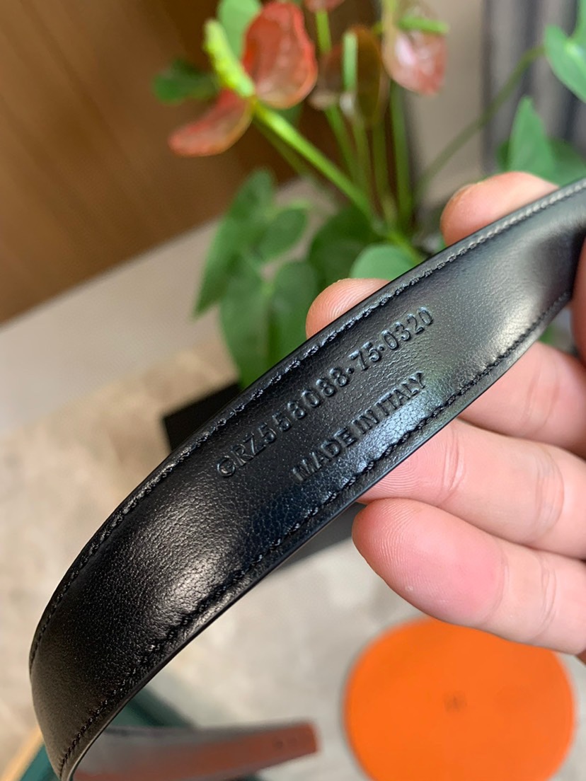 Saint Laurent 🇮🇹圣罗兰2023新款 女士腰带皮带 意大利进口平纹小牛皮，YSL原版开模复