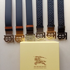 巴宝莉尺寸:带宽34mm 正品尺寸 五金材质:专柜精品扣,真空电镀,工艺精细 带身材质:天然头层牛皮,质 巴宝莉尺寸:带宽34mm 正品尺寸 五金材质:专柜精品扣,真空电镀,工艺精细 带身材质:天然头层牛皮,质