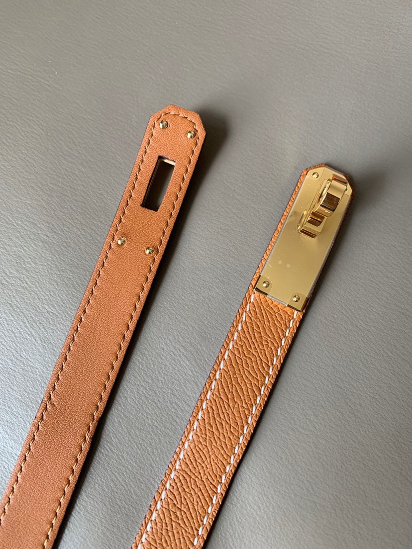HERMES （爱马仕）专柜同款  👸🏻 经典1.8Kelly腰带 Eom小牛皮腰带，搭配镀金Kelly