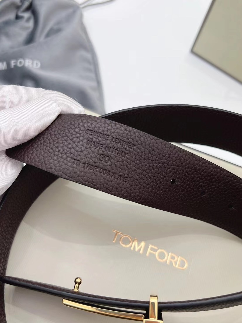 P TOM FORD 汤姆福特 nfc防伪验证 美国高端品牌，扣头纯钢打造，双面TOGO荔枝纹小牛皮制作