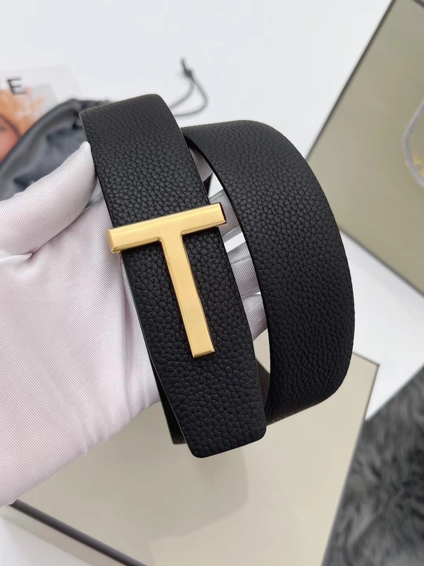 P TOM FORD 汤姆福特 nfc防伪验证 美国高端品牌，扣头纯钢打造，双面TOGO荔枝纹小牛皮制作