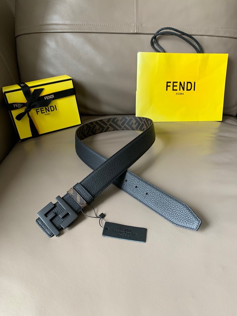FENDI（芬迪）专柜新款 男款休闲正反双面用腰带 宽4.0cm 正面原版最新FF图案进口c材质 反面头