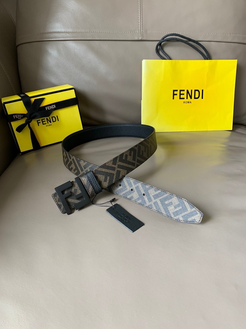 FENDI（芬迪）专柜新款 男款休闲正反双面用腰带 宽4.0cm 正面原版最新FF图案进口c材质 反面头