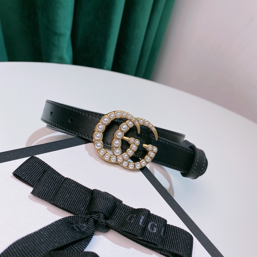 Gucci古驰 2.0cm专柜同款双G腰带，意大利进口头层小牛皮，原厂皮底。搭配24K真金电镀纯铜五金带